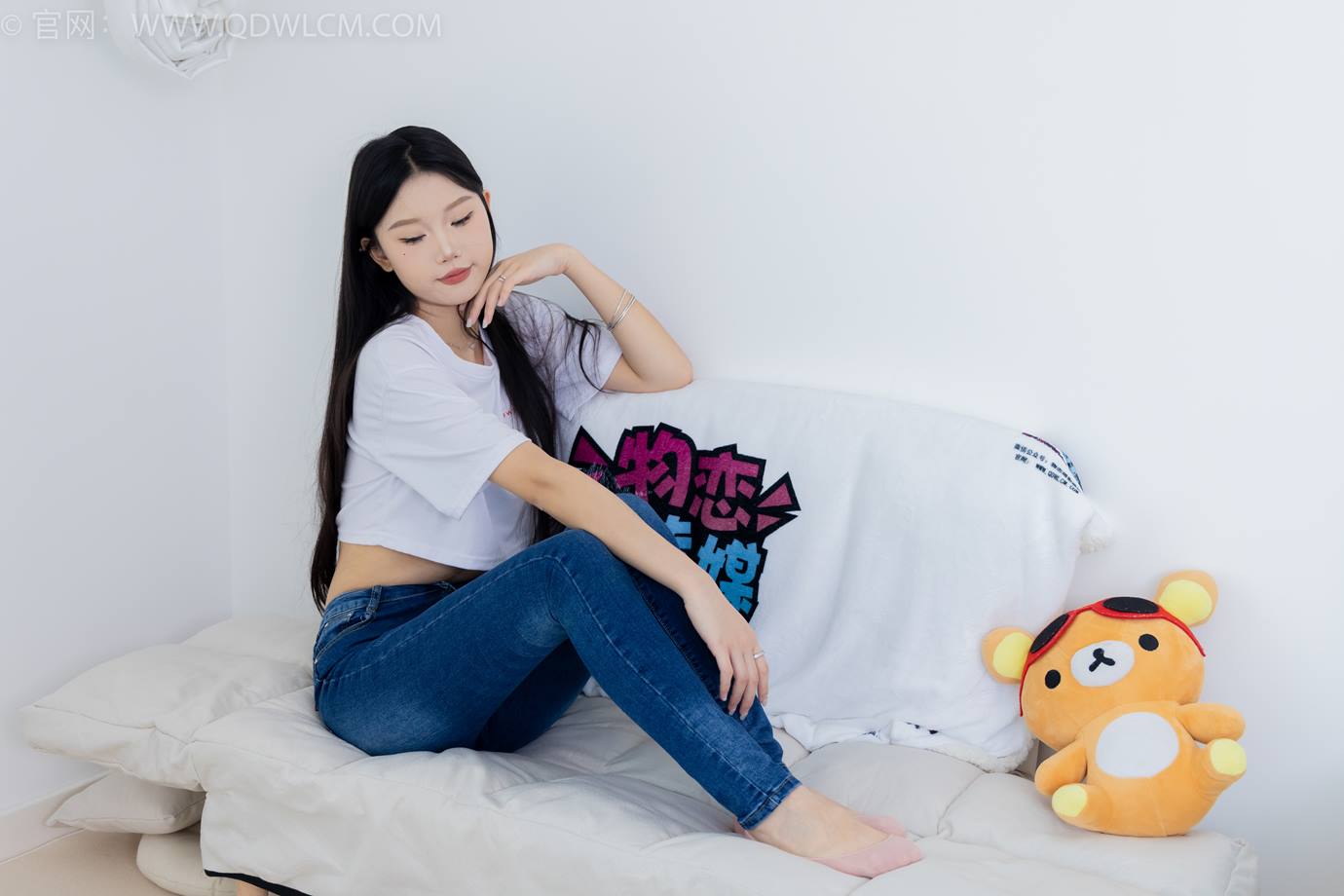 图片[140]-物恋传媒 NO.2293 小竹-匡威帆布鞋、粉色船袜、肚子疼揉肚子剧情[160P] – 速更版-美库