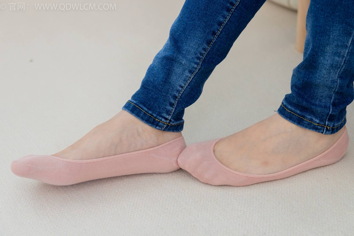 图片[154]-物恋传媒 NO.2293 小竹-匡威帆布鞋、粉色船袜、肚子疼揉肚子剧情[160P] – 速更版-美库