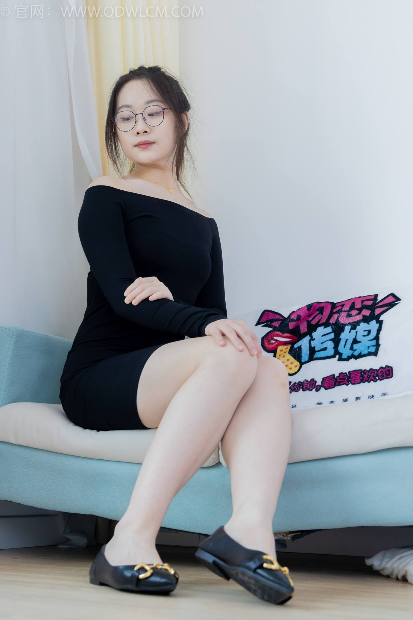 图片[18]-物恋传媒 NO.2294 小新-平底鞋、厚黑丝、裸足[117P] – 速更版-美库