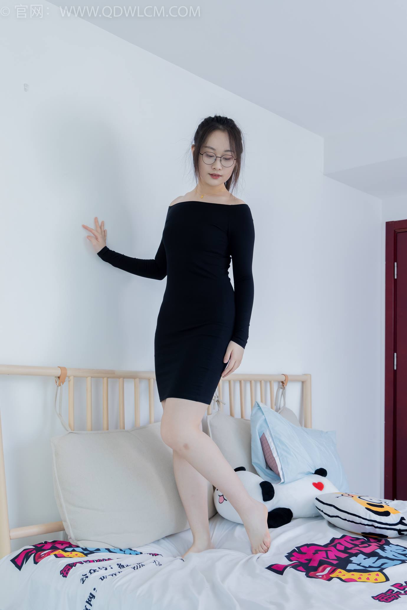 图片[47]-物恋传媒 NO.2294 小新-平底鞋、厚黑丝、裸足[117P] – 速更版-美库