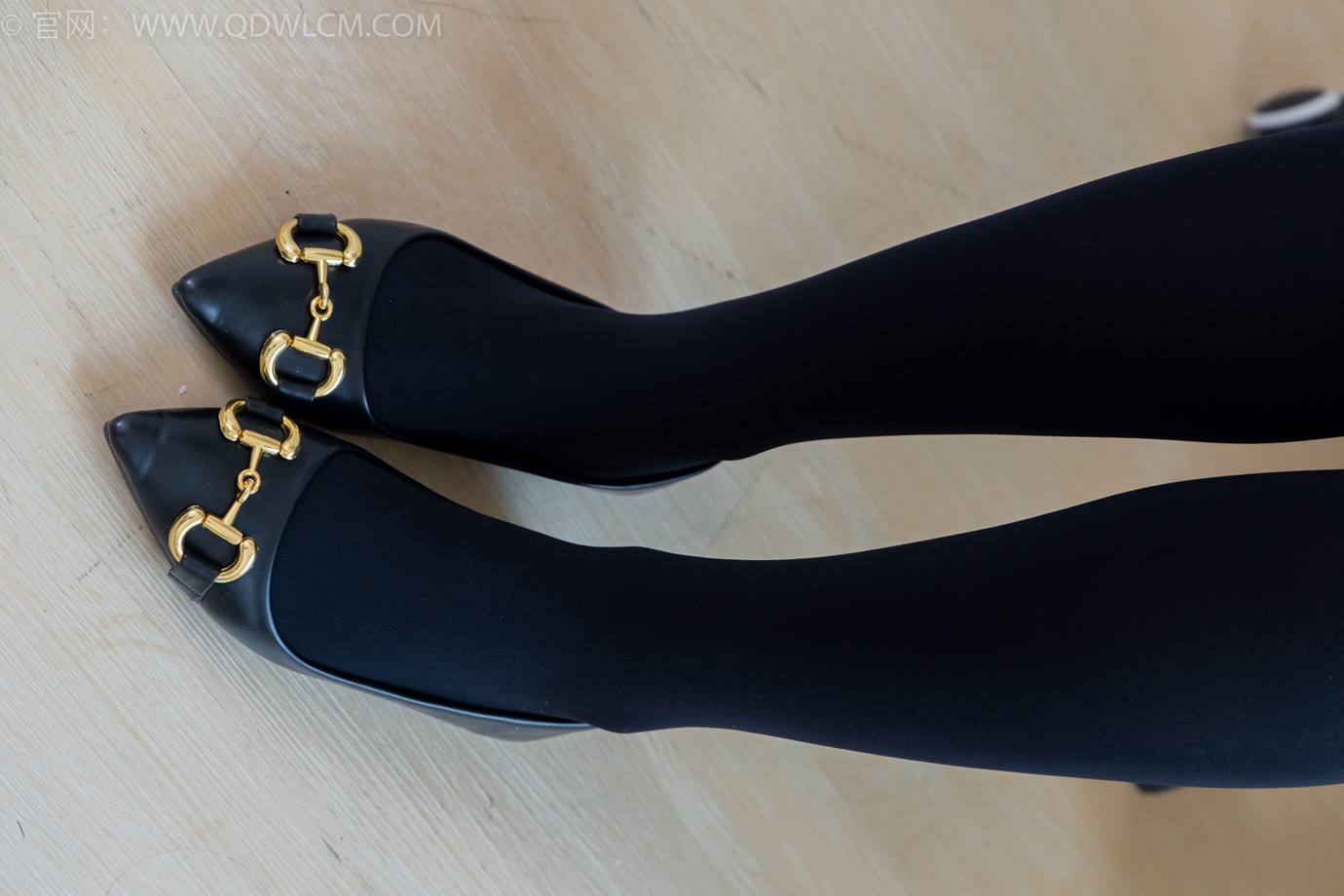 图片[52]-物恋传媒 NO.2294 小新-平底鞋、厚黑丝、裸足[117P] – 速更版-美库