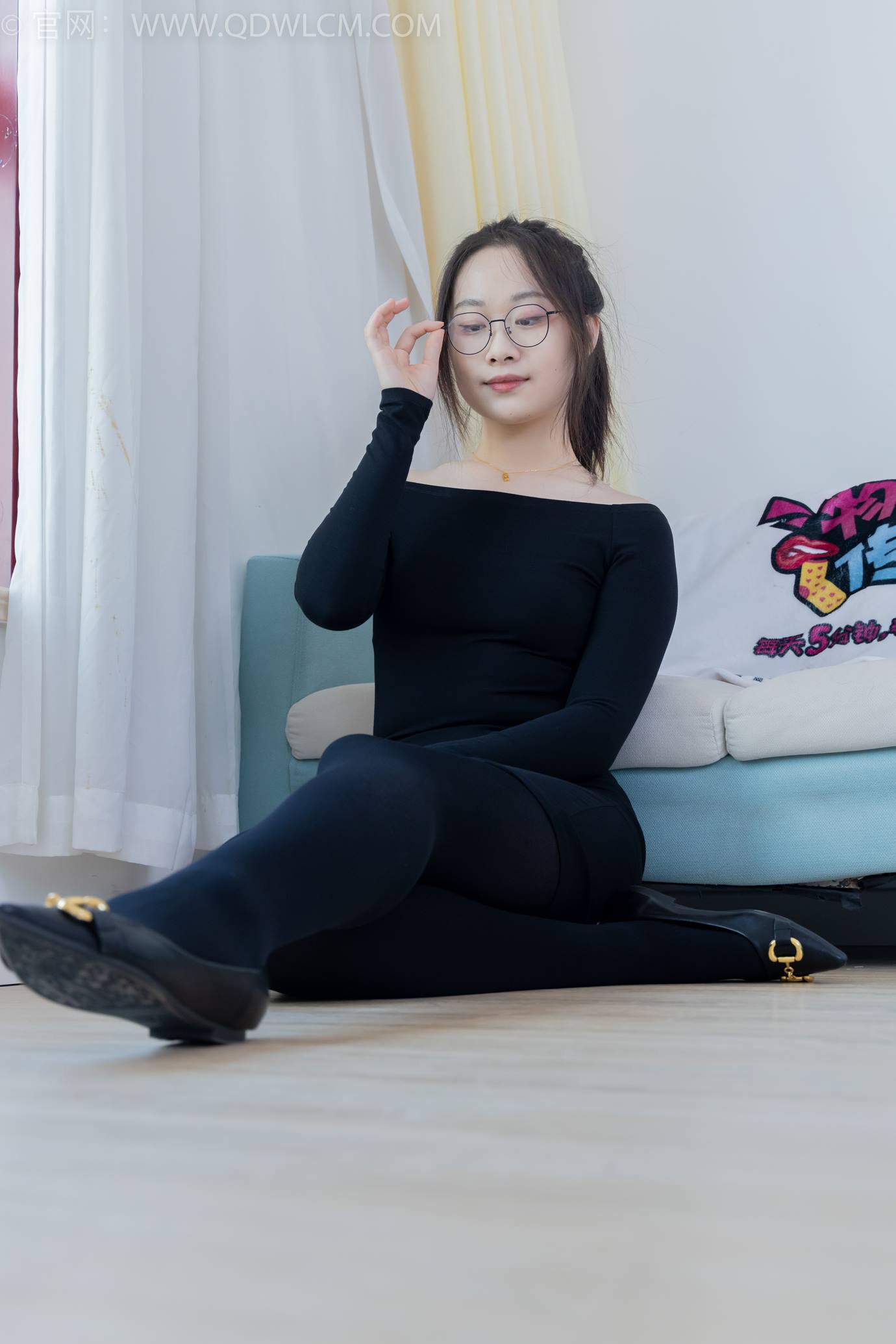 图片[67]-物恋传媒 NO.2294 小新-平底鞋、厚黑丝、裸足[117P] – 速更版-美库