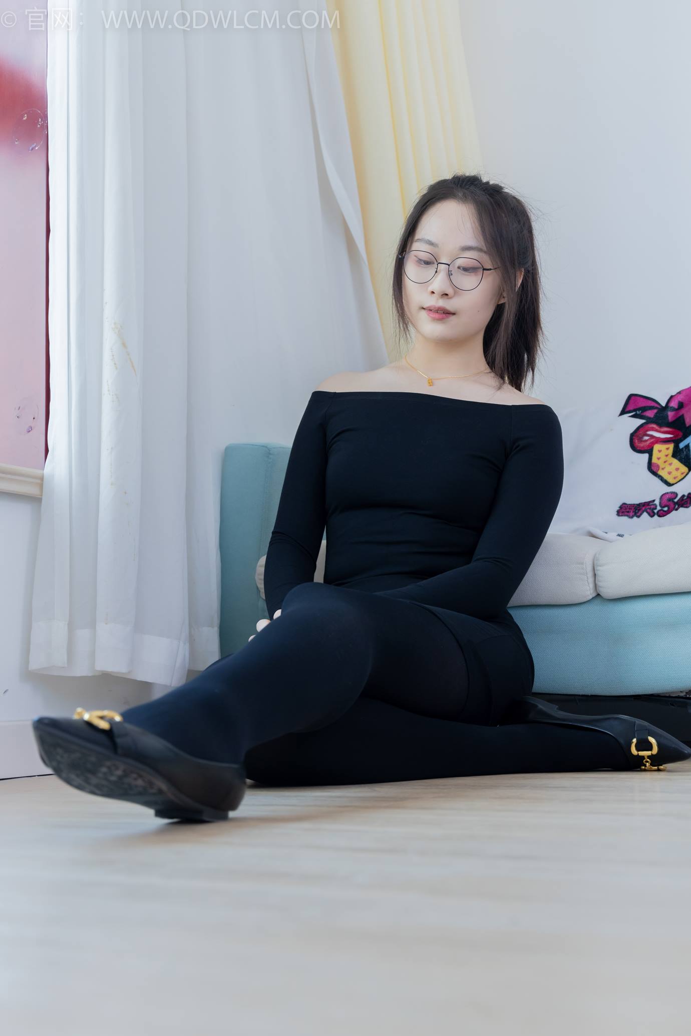 图片[68]-物恋传媒 NO.2294 小新-平底鞋、厚黑丝、裸足[117P] – 速更版-美库