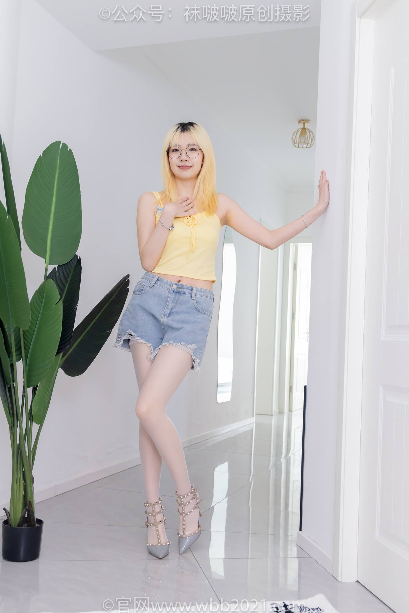 图片[96]-[BoBoSocks袜啵啵]NO.522 小甜豆-板鞋、高跟鞋、薄黑丝、薄白丝、裸足[112P] – 速更版-美库