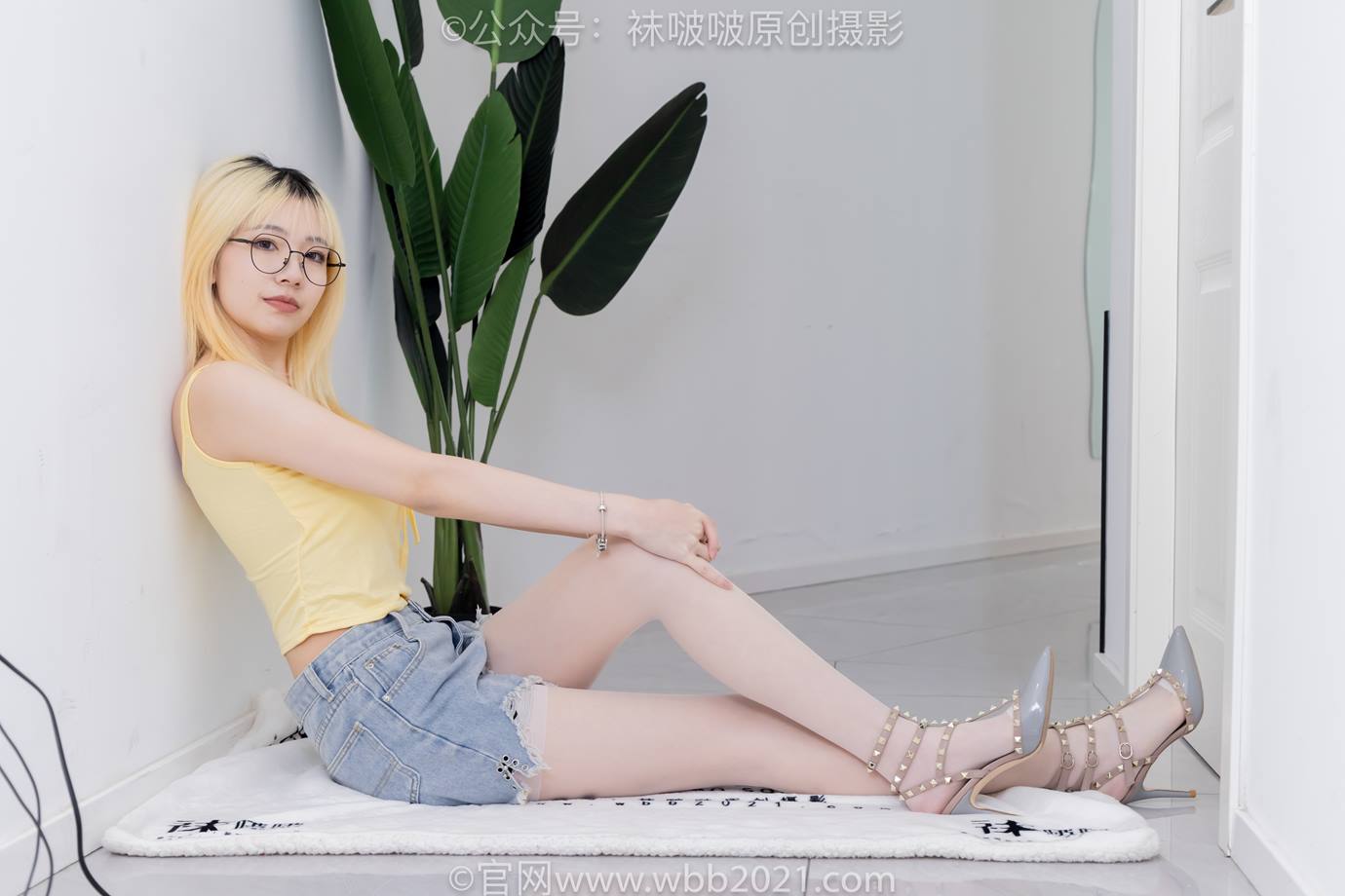 图片[108]-[BoBoSocks袜啵啵]NO.522 小甜豆-板鞋、高跟鞋、薄黑丝、薄白丝、裸足[112P] – 速更版-美库