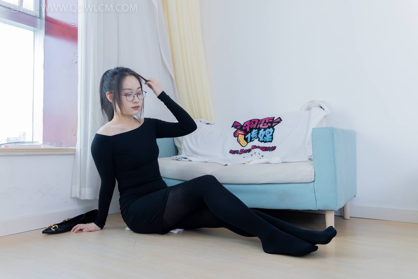 图片[81]-物恋传媒 NO.2294 小新-平底鞋、厚黑丝、裸足[117P] – 速更版-美库