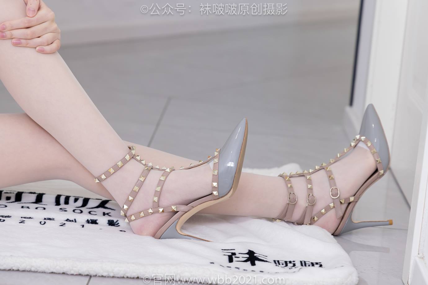 图片[110]-[BoBoSocks袜啵啵]NO.522 小甜豆-板鞋、高跟鞋、薄黑丝、薄白丝、裸足[112P] – 速更版-美库