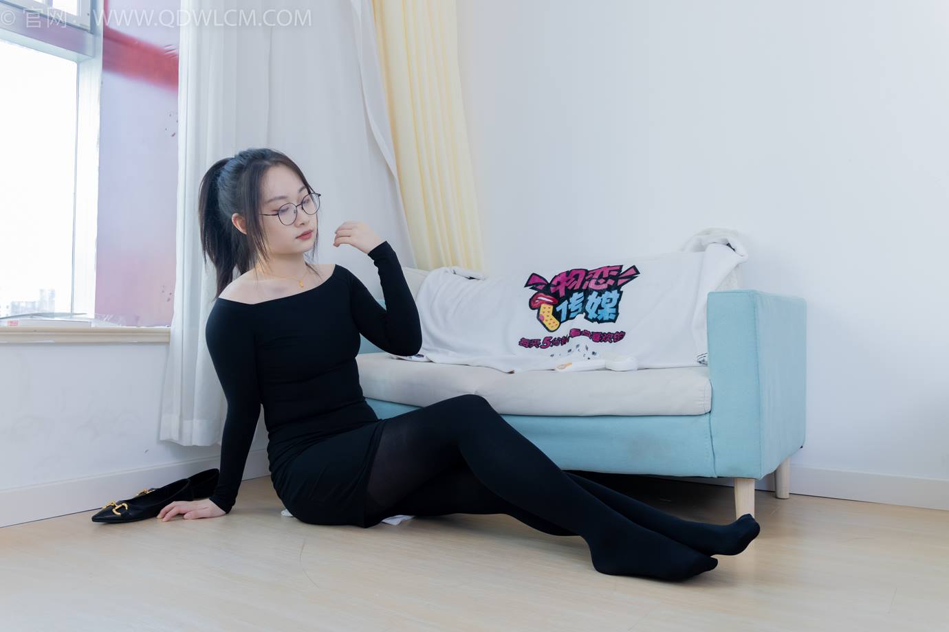 图片[82]-物恋传媒 NO.2294 小新-平底鞋、厚黑丝、裸足[117P] – 速更版-美库