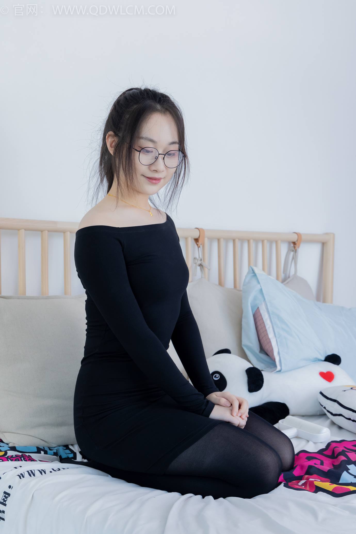 图片[87]-物恋传媒 NO.2294 小新-平底鞋、厚黑丝、裸足[117P] – 速更版-美库