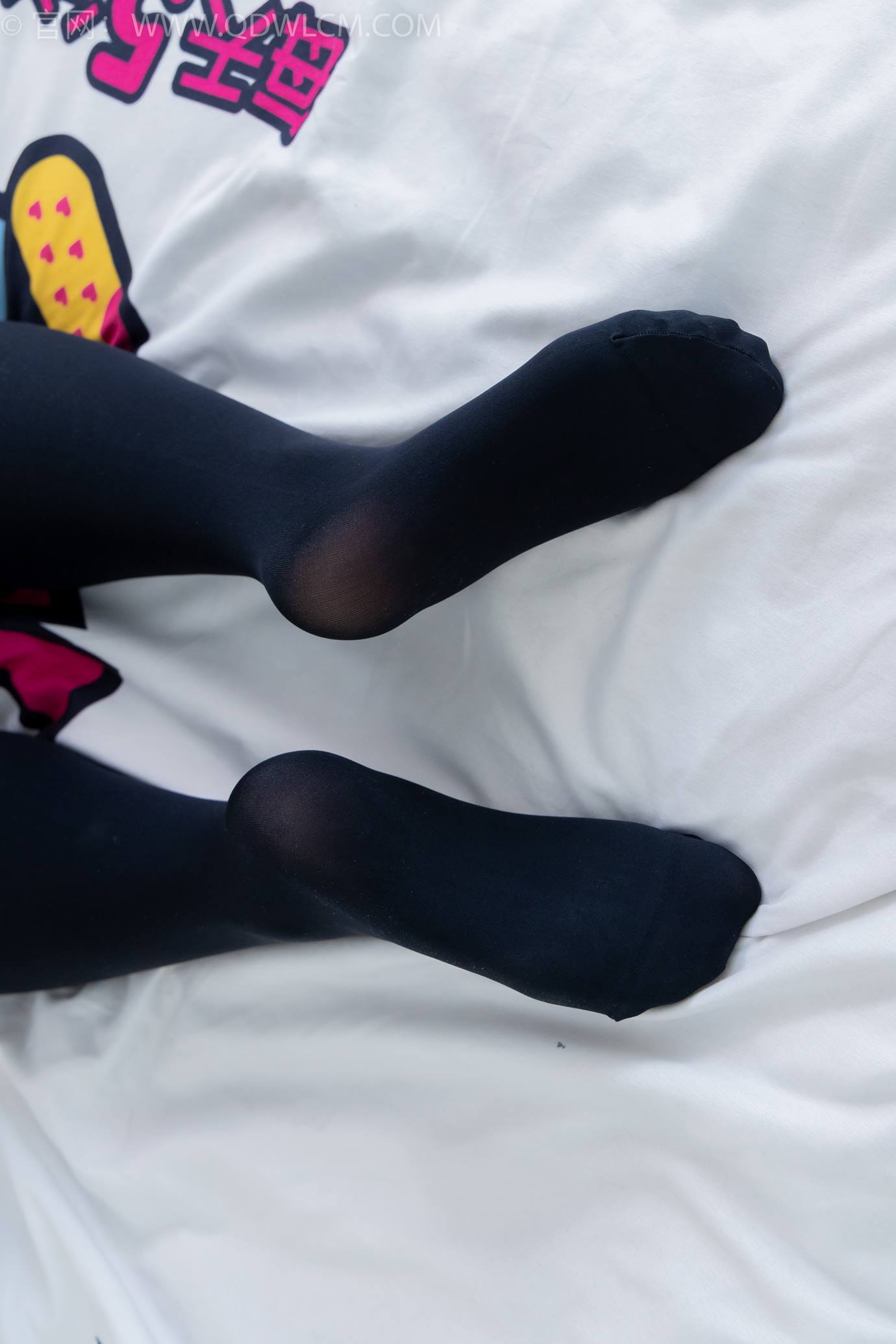 图片[93]-物恋传媒 NO.2294 小新-平底鞋、厚黑丝、裸足[117P] – 速更版-美库