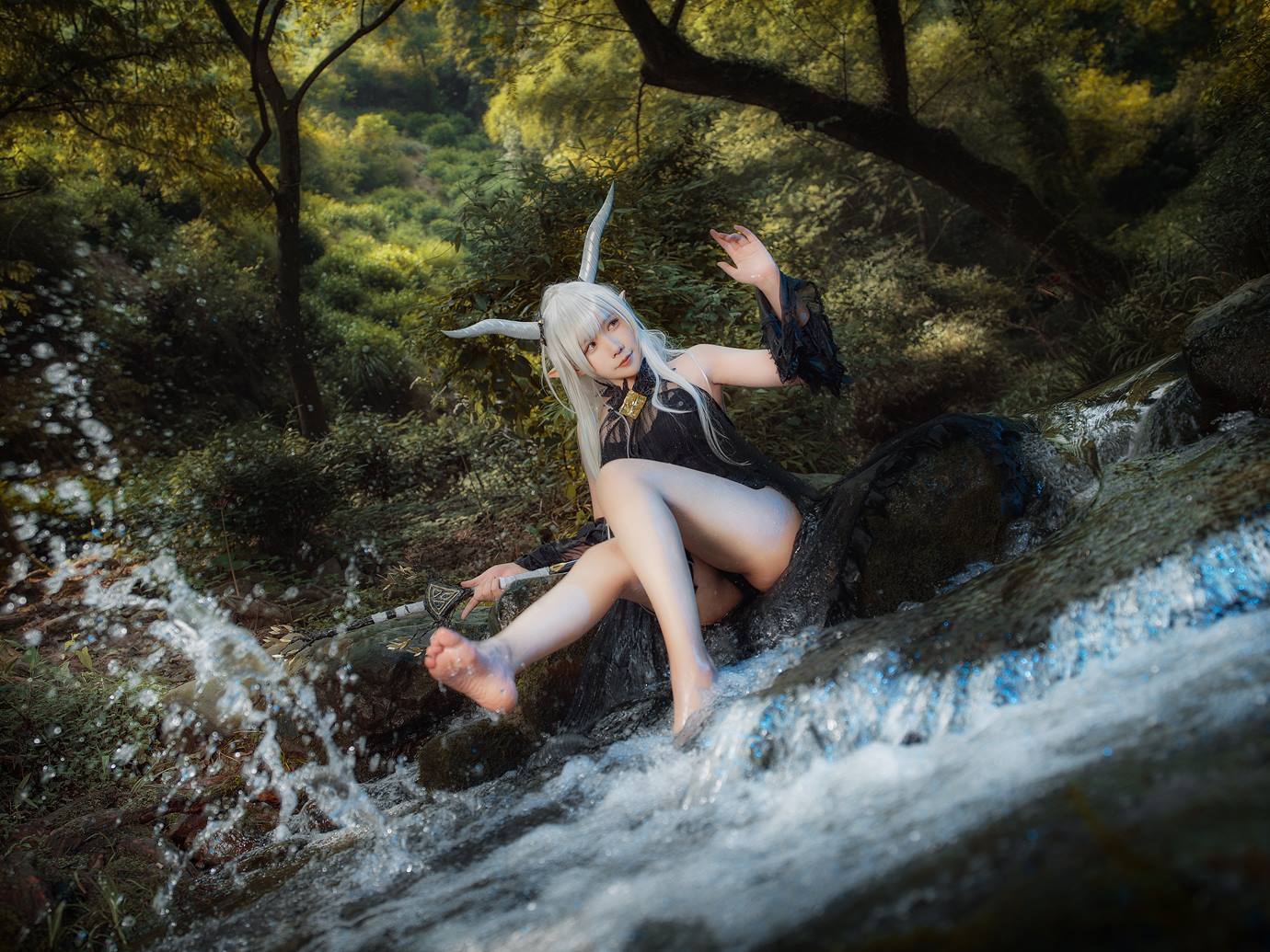 图片[16]-麻花麻花酱 – 明日方舟 闪灵泳装[20P] – 速更版-美库