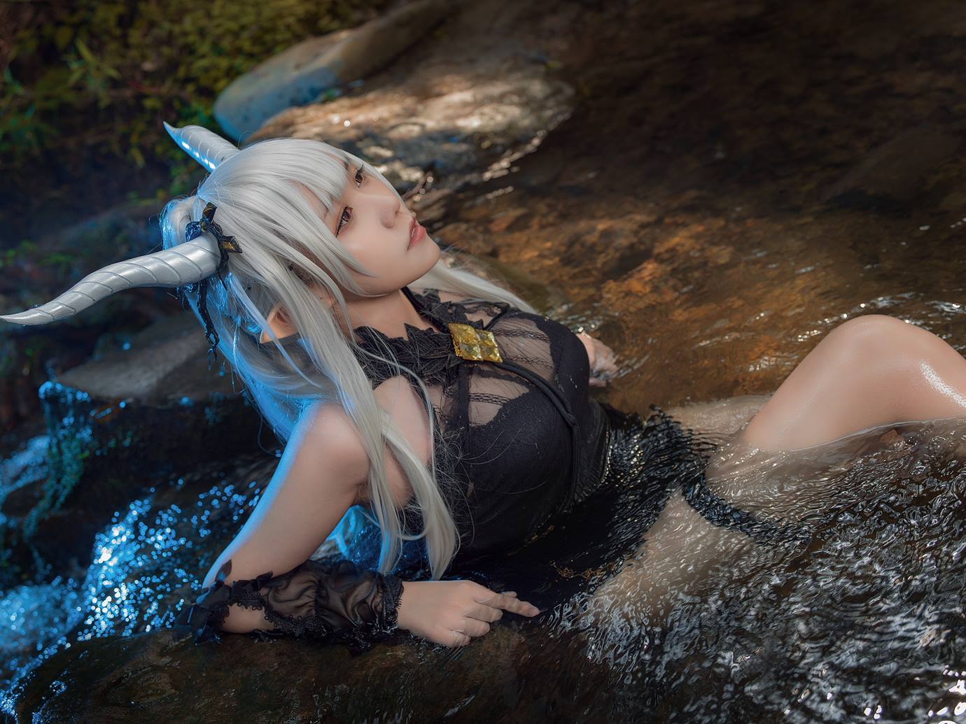 图片[18]-麻花麻花酱 – 明日方舟 闪灵泳装[20P] – 速更版-美库