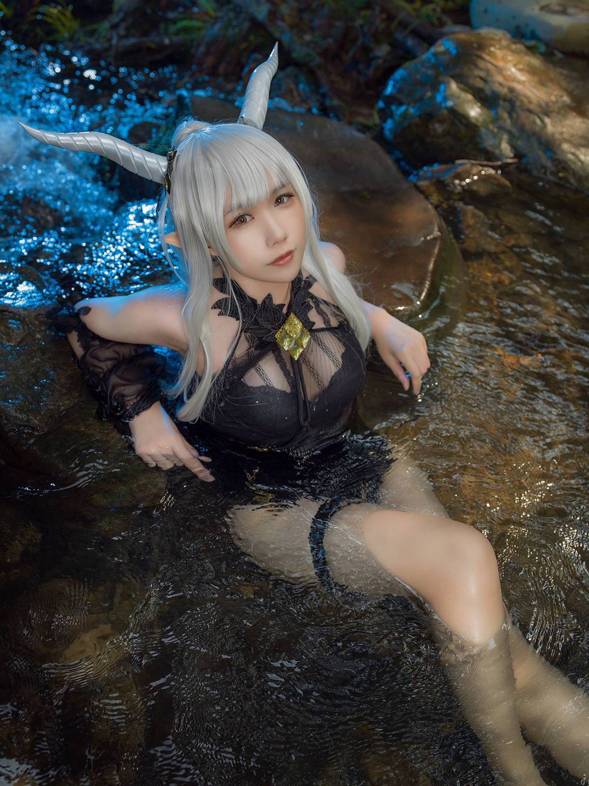 图片[19]-麻花麻花酱 – 明日方舟 闪灵泳装[20P] – 速更版-美库