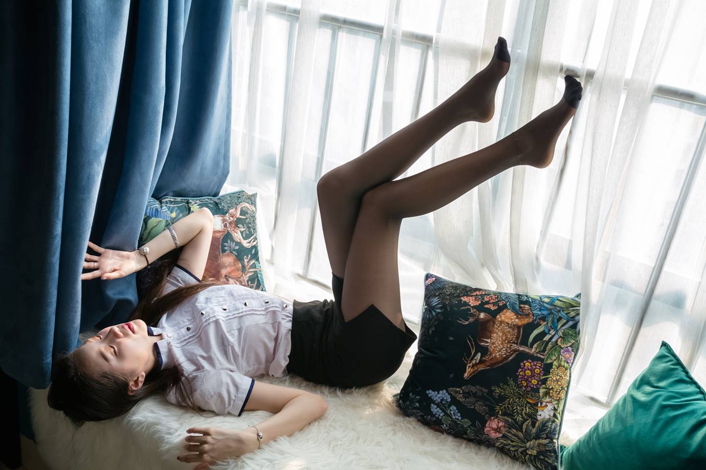 图片[53]-Sia不吃鱼  – 阳光下的黑丝[87P] – 速更版-美库