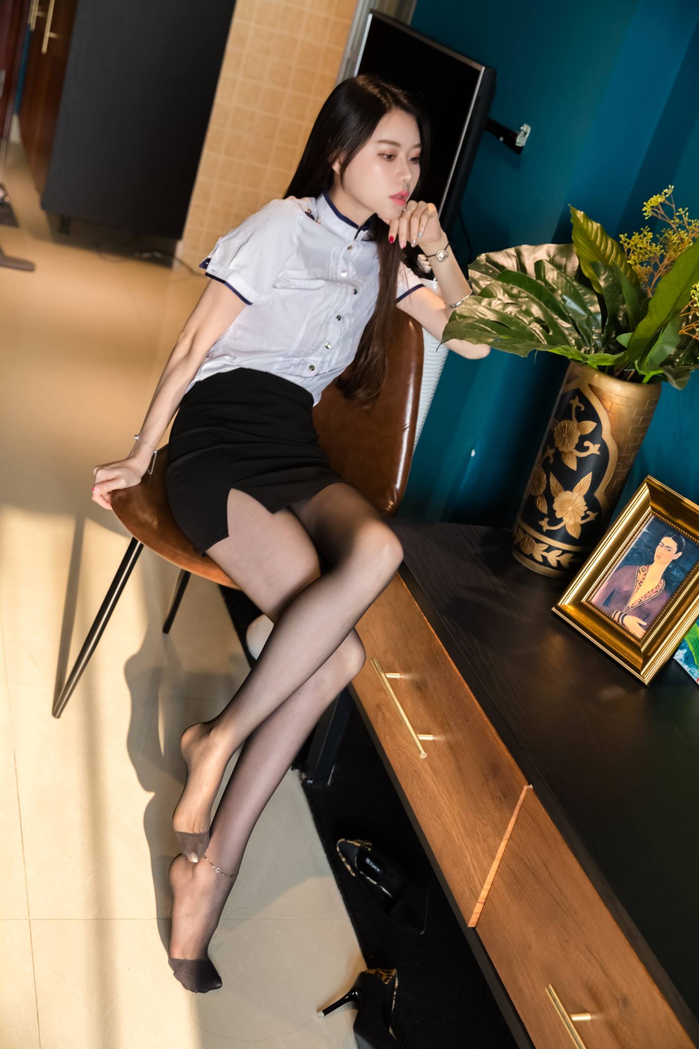 图片[76]-Sia不吃鱼  – 阳光下的黑丝[87P] – 速更版-美库