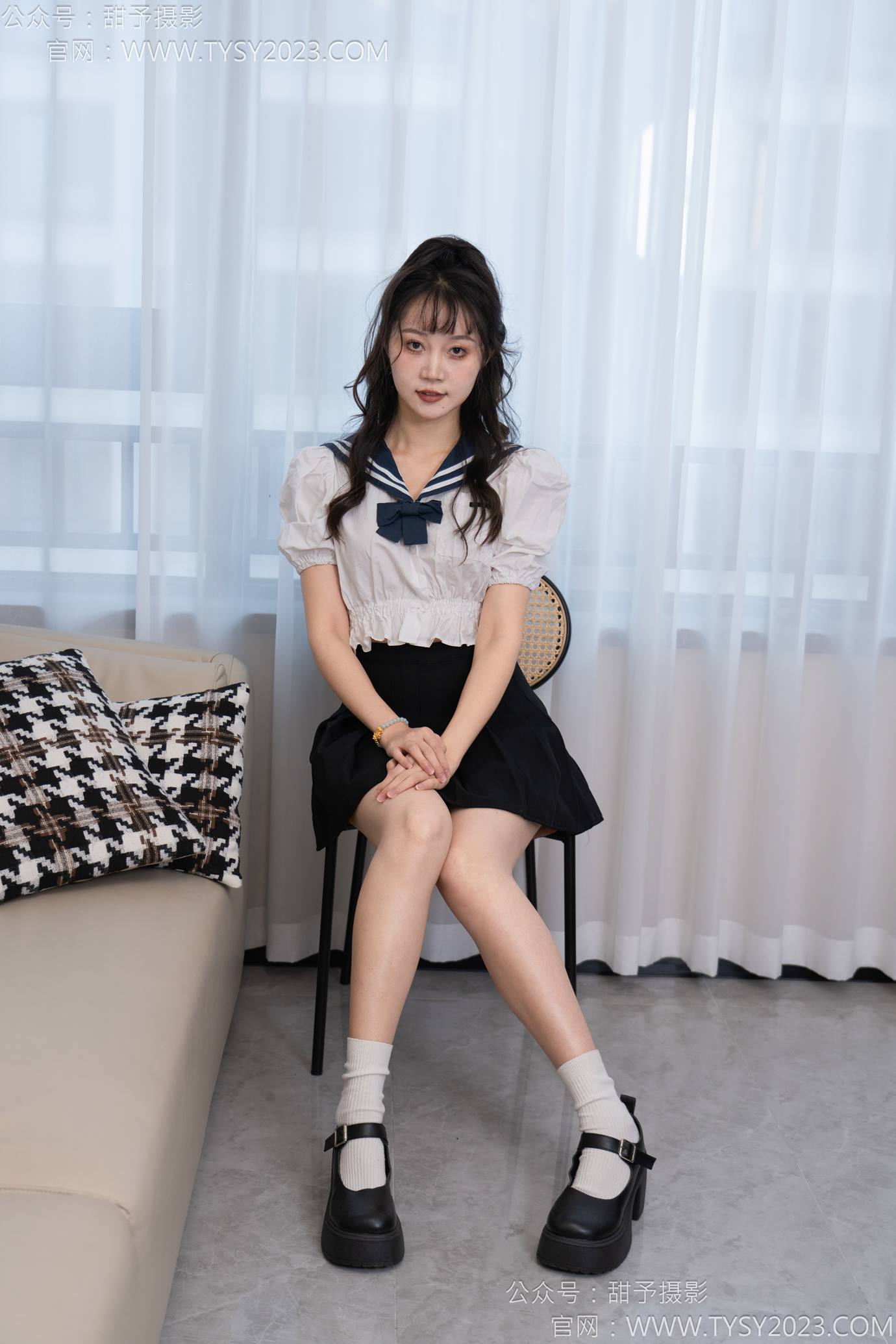 图片[14]-甜予摄影 NO.127 丹丹-皮鞋、白棉袜、裸足[145P] – 速更版-美库