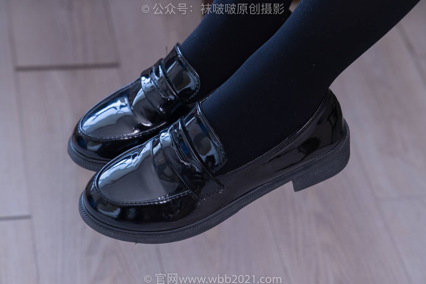 图片[18]-[BoBoSocks袜啵啵]NO.523 甜甜圈-皮鞋、厚黑丝[129P] – 速更版-美库