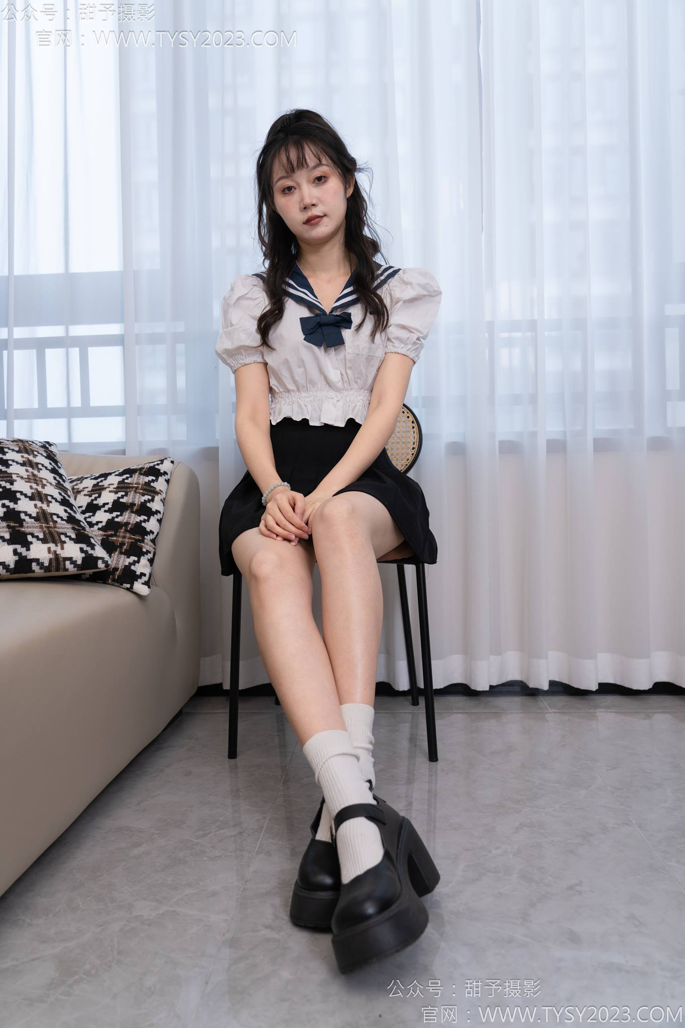 图片[37]-甜予摄影 NO.127 丹丹-皮鞋、白棉袜、裸足[145P] – 速更版-美库