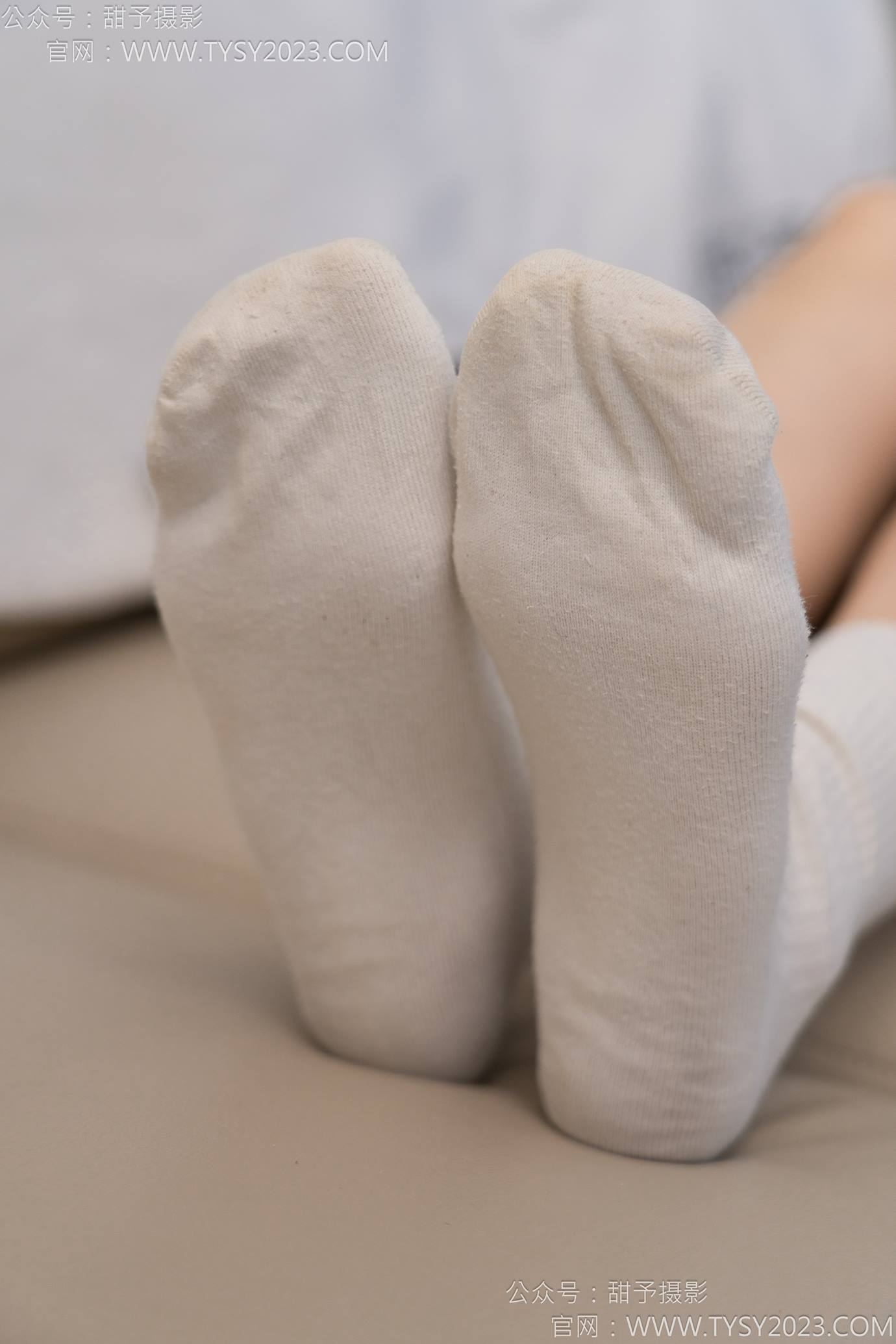 图片[53]-甜予摄影 NO.127 丹丹-皮鞋、白棉袜、裸足[145P] – 速更版-美库