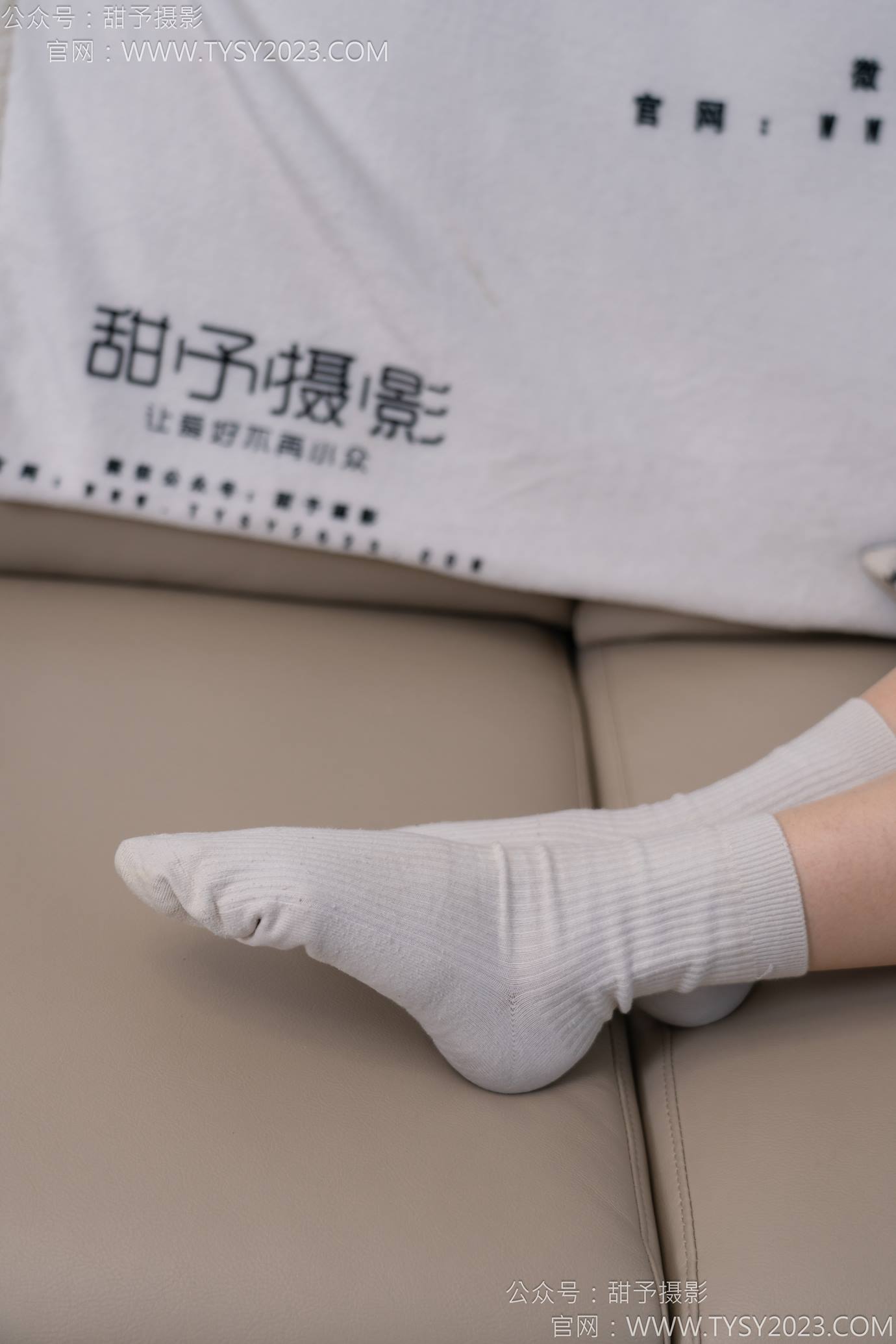 图片[62]-甜予摄影 NO.127 丹丹-皮鞋、白棉袜、裸足[145P] – 速更版-美库