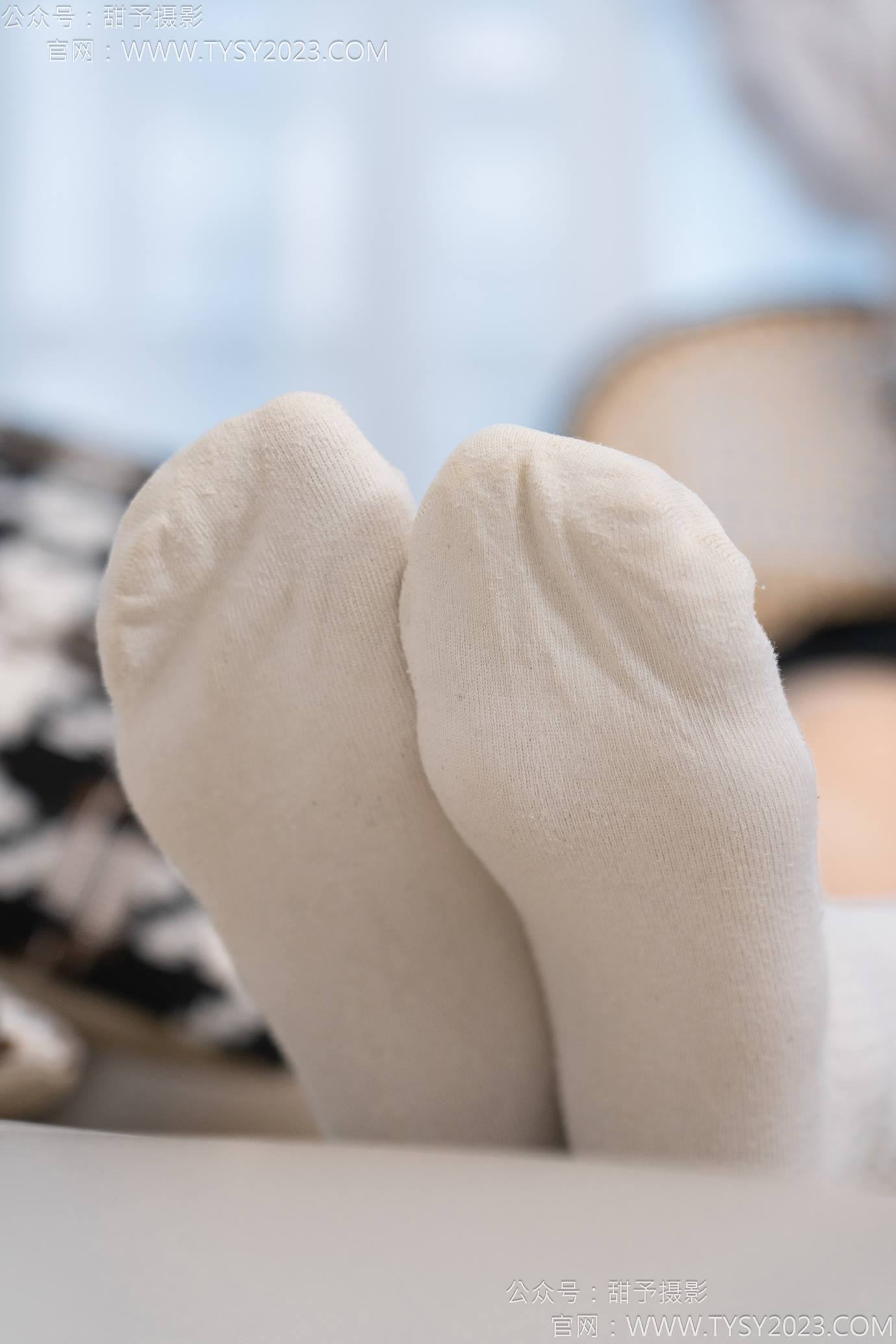 图片[84]-甜予摄影 NO.127 丹丹-皮鞋、白棉袜、裸足[145P] – 速更版-美库