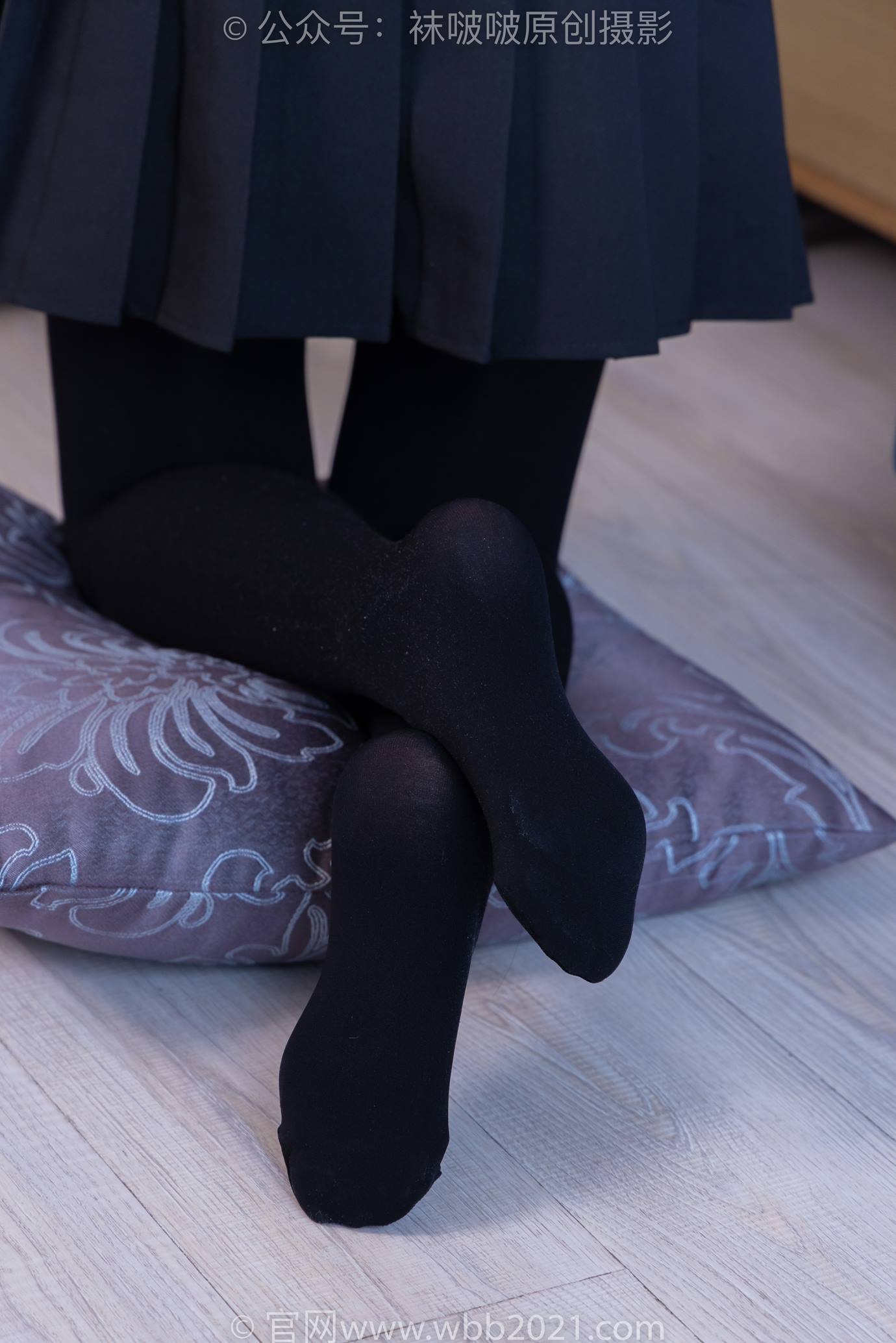 图片[130]-[BoBoSocks袜啵啵]NO.523 甜甜圈-皮鞋、厚黑丝[129P] – 速更版-美库