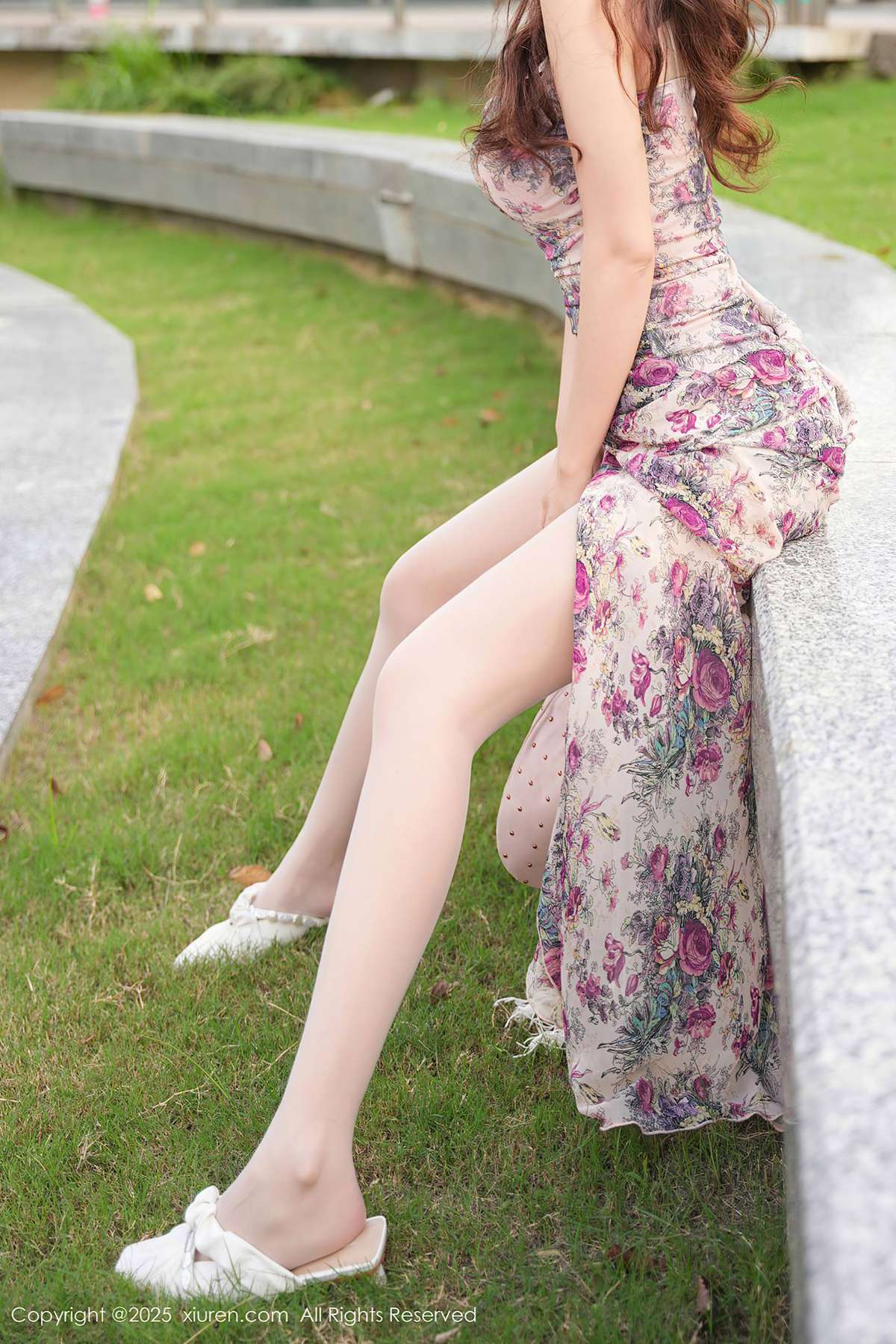 图片[24]-[Xiuren秀人网]2025.04.09 NO.10128 拍黄瓜girl[49+1P] – 速更版-美库