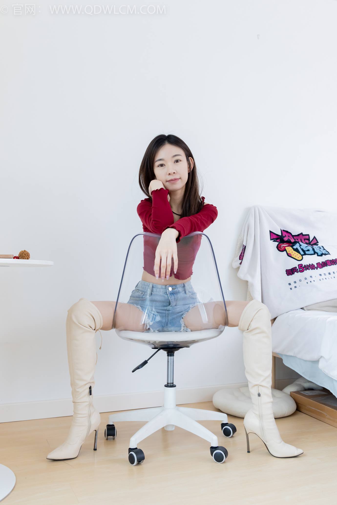 图片[21]-物恋传媒 NO.2296 婷婷-高跟长靴、白棉袜、裸足[126P] – 速更版-美库