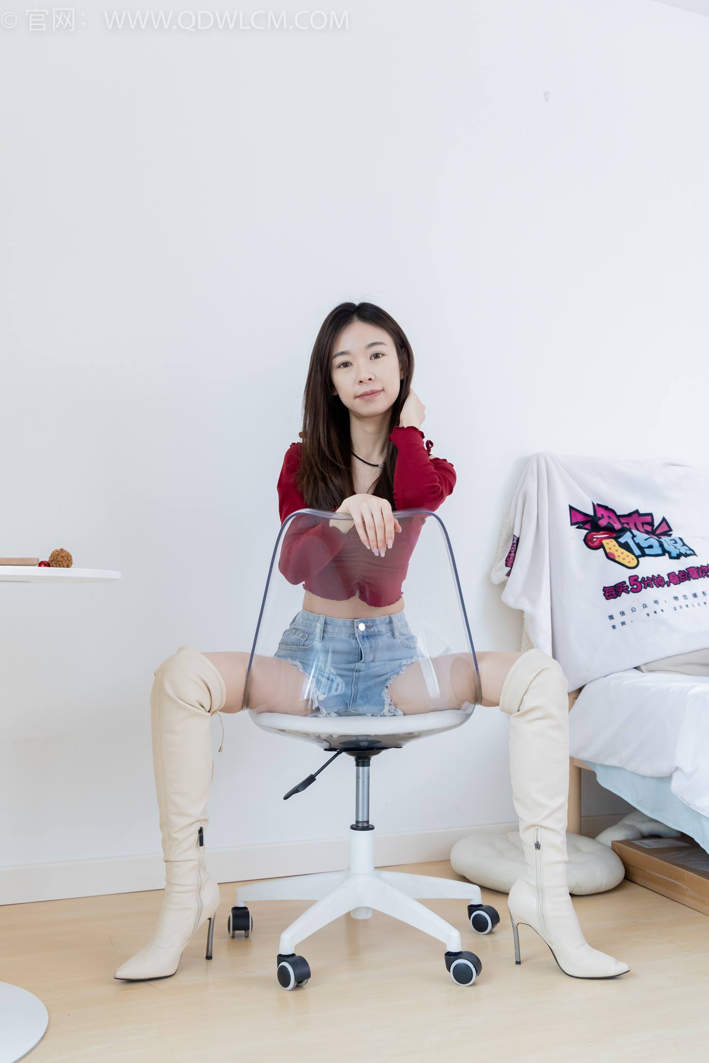 图片[24]-物恋传媒 NO.2296 婷婷-高跟长靴、白棉袜、裸足[126P] – 速更版-美库