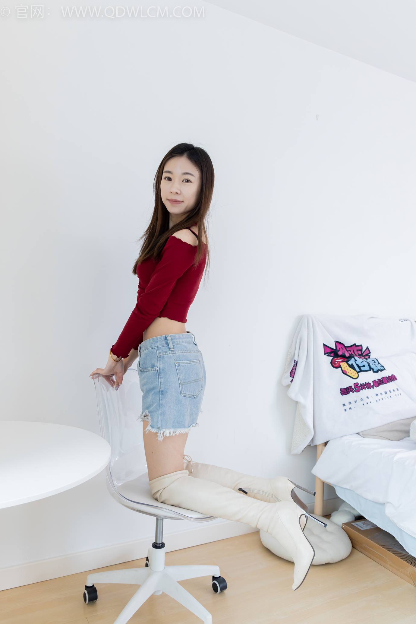 图片[25]-物恋传媒 NO.2296 婷婷-高跟长靴、白棉袜、裸足[126P] – 速更版-美库