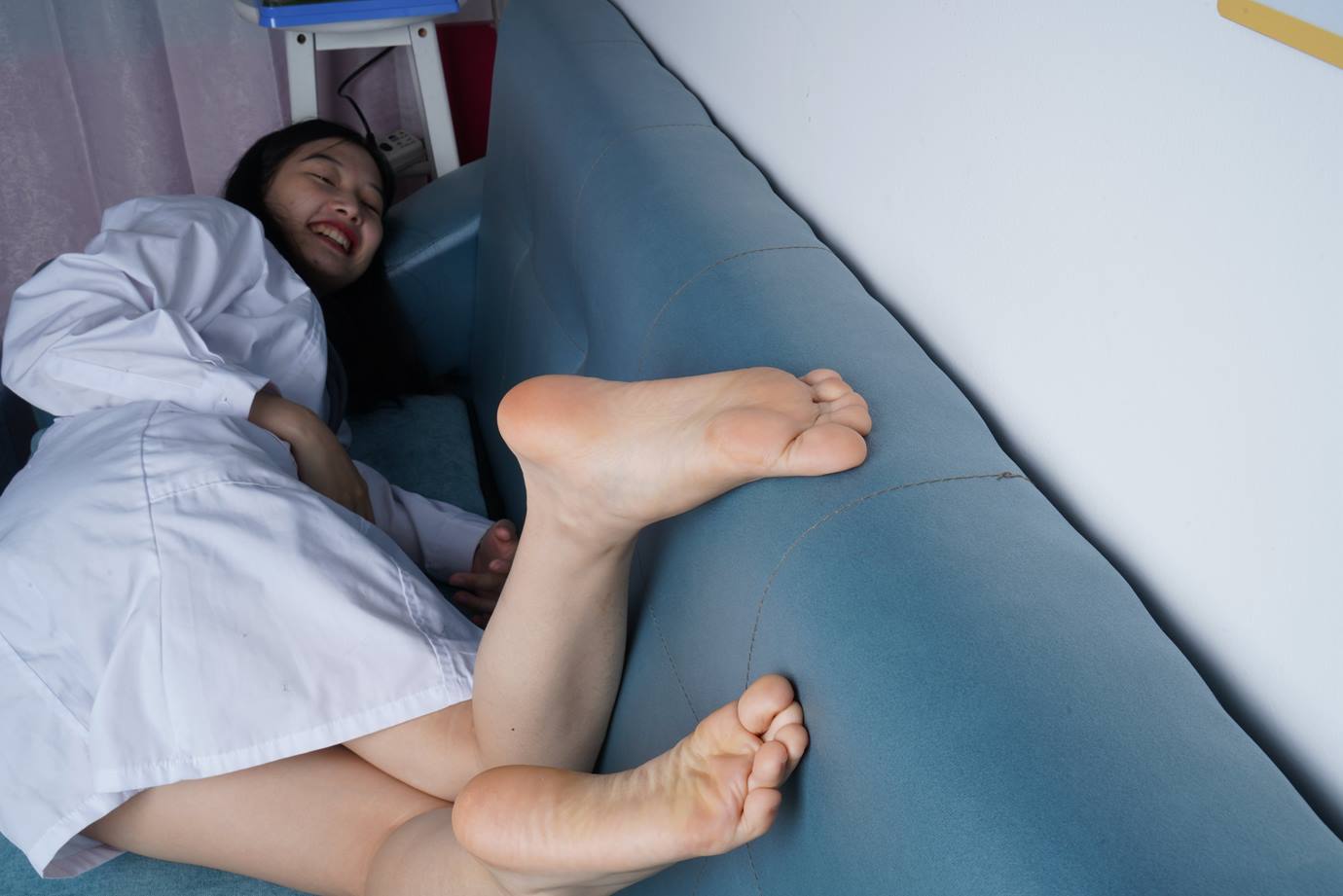 图片[34]-Pary摄影 NO.156 燕玲“医生”展示36码可爱小嫩脚 下集[69P] – 速更版-美库