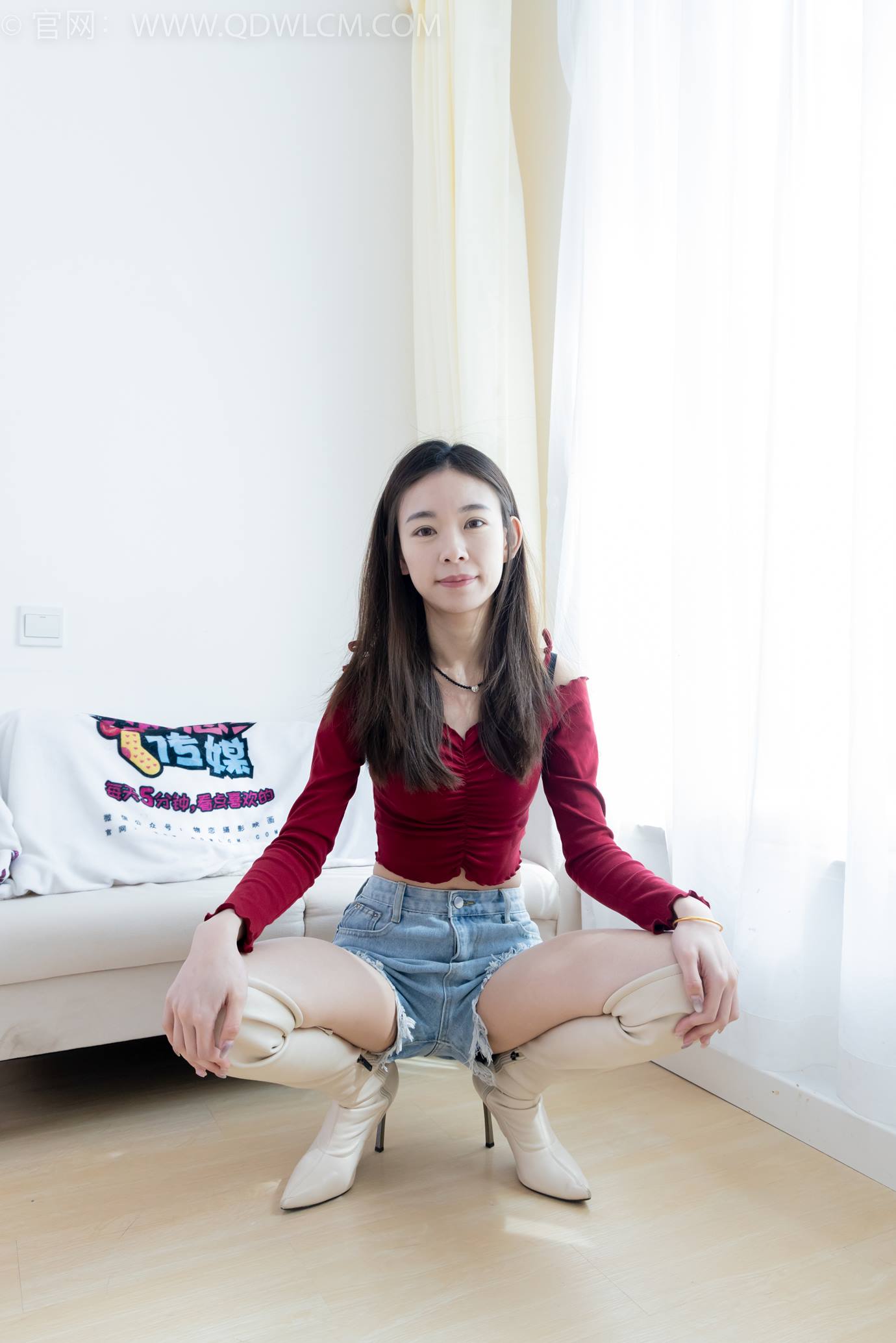 图片[34]-物恋传媒 NO.2296 婷婷-高跟长靴、白棉袜、裸足[126P] – 速更版-美库