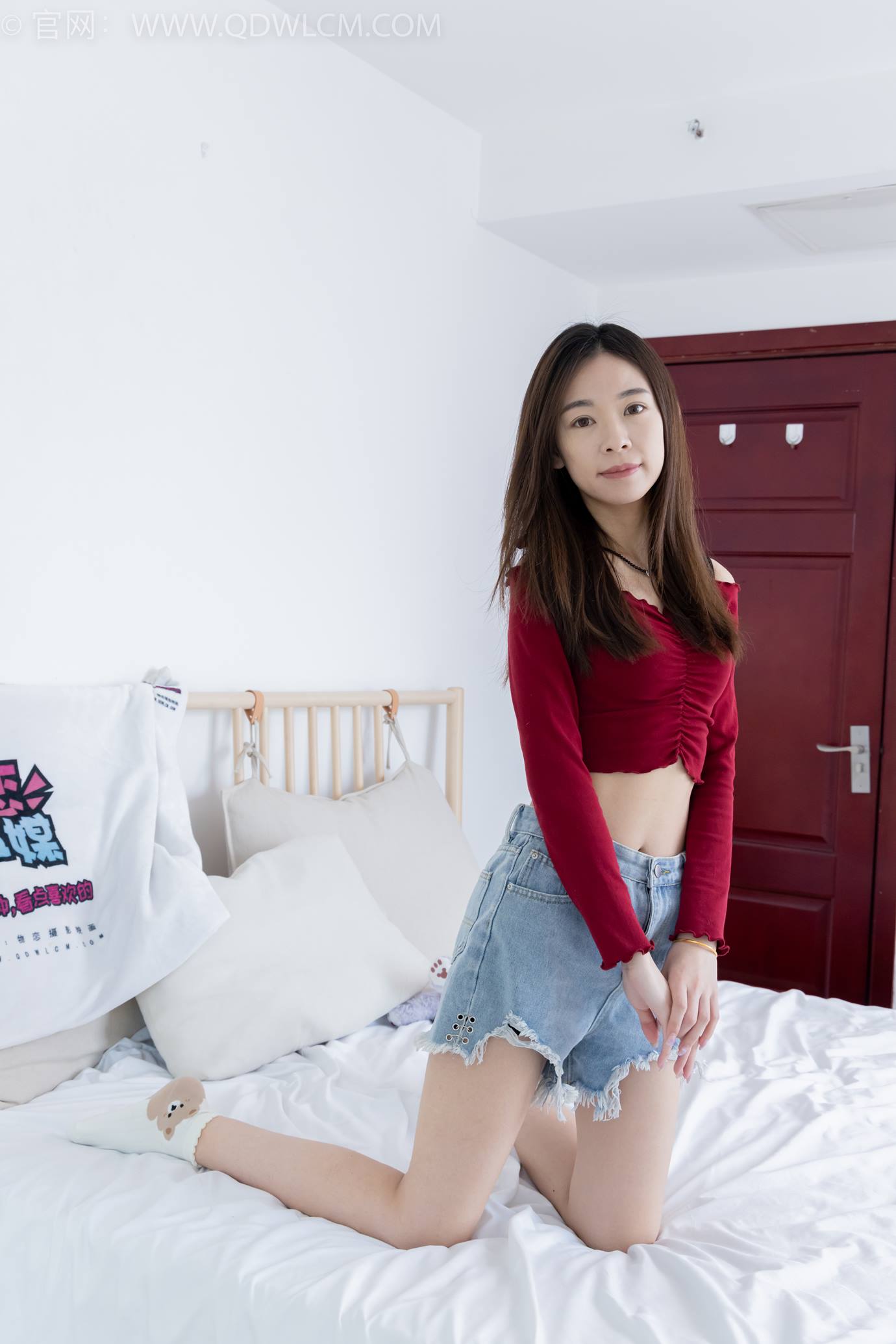 图片[85]-物恋传媒 NO.2296 婷婷-高跟长靴、白棉袜、裸足[126P] – 速更版-美库