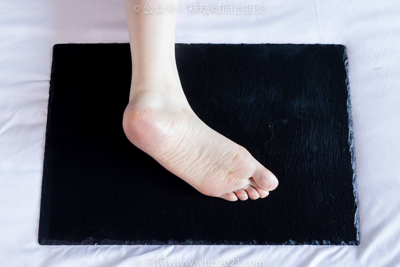 图片[97]-[BoBoSocks袜啵啵]NO.525 小甜豆-高跟鞋、短白丝、裸足、裸足刀叉摆盘剧情[186P] – 速更版-美库