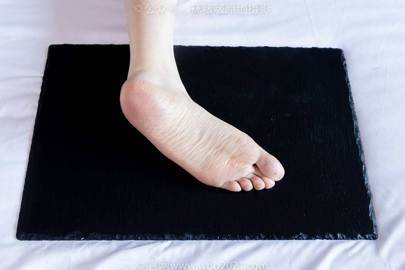 图片[98]-[BoBoSocks袜啵啵]NO.525 小甜豆-高跟鞋、短白丝、裸足、裸足刀叉摆盘剧情[186P] – 速更版-美库