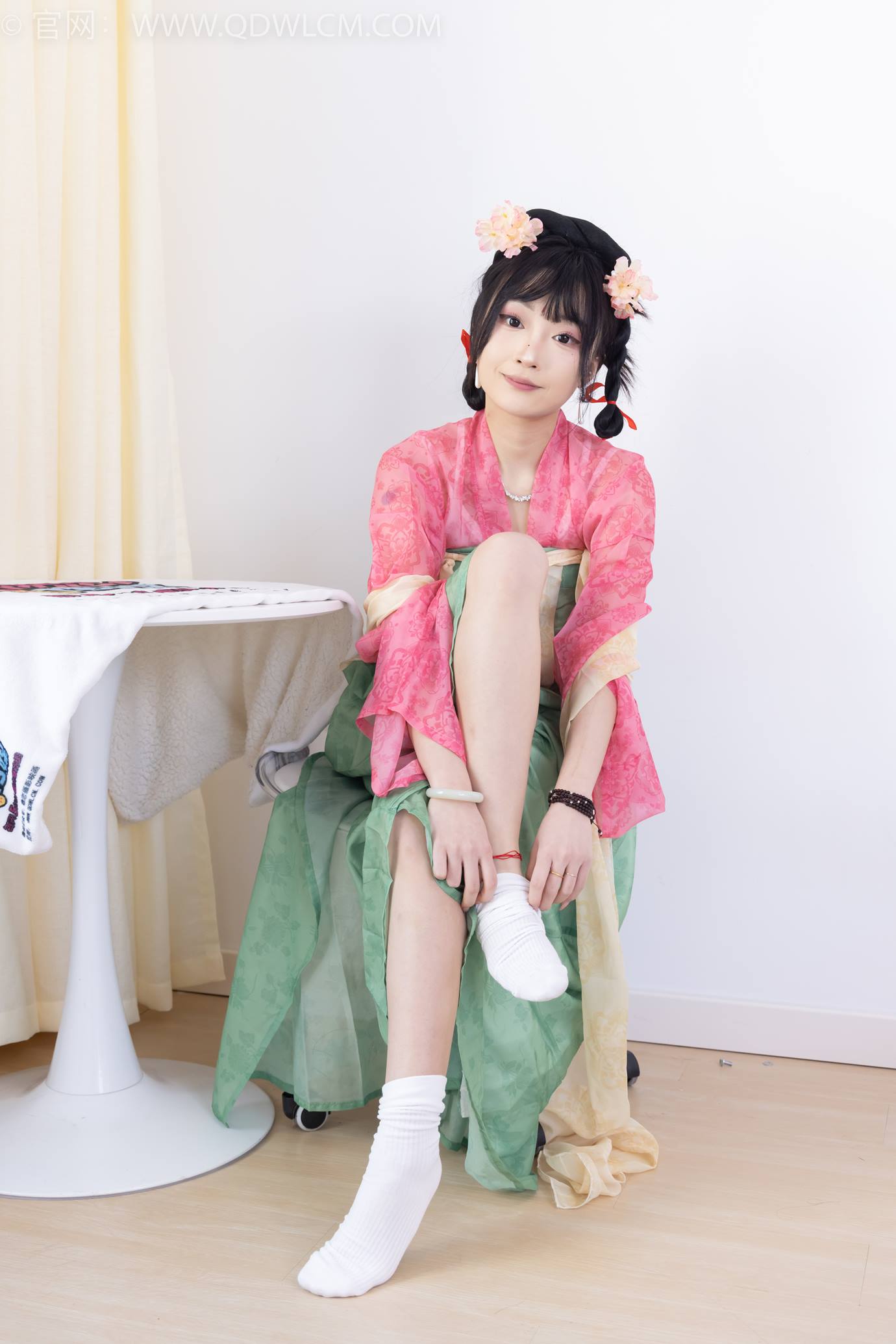 图片[22]-物恋传媒 NO.2297 嘟嘟-布鞋、白棉袜、古装、半脱袜子剧情[138P] – 速更版-美库