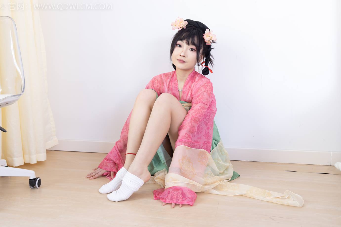 图片[27]-物恋传媒 NO.2297 嘟嘟-布鞋、白棉袜、古装、半脱袜子剧情[138P] – 速更版-美库