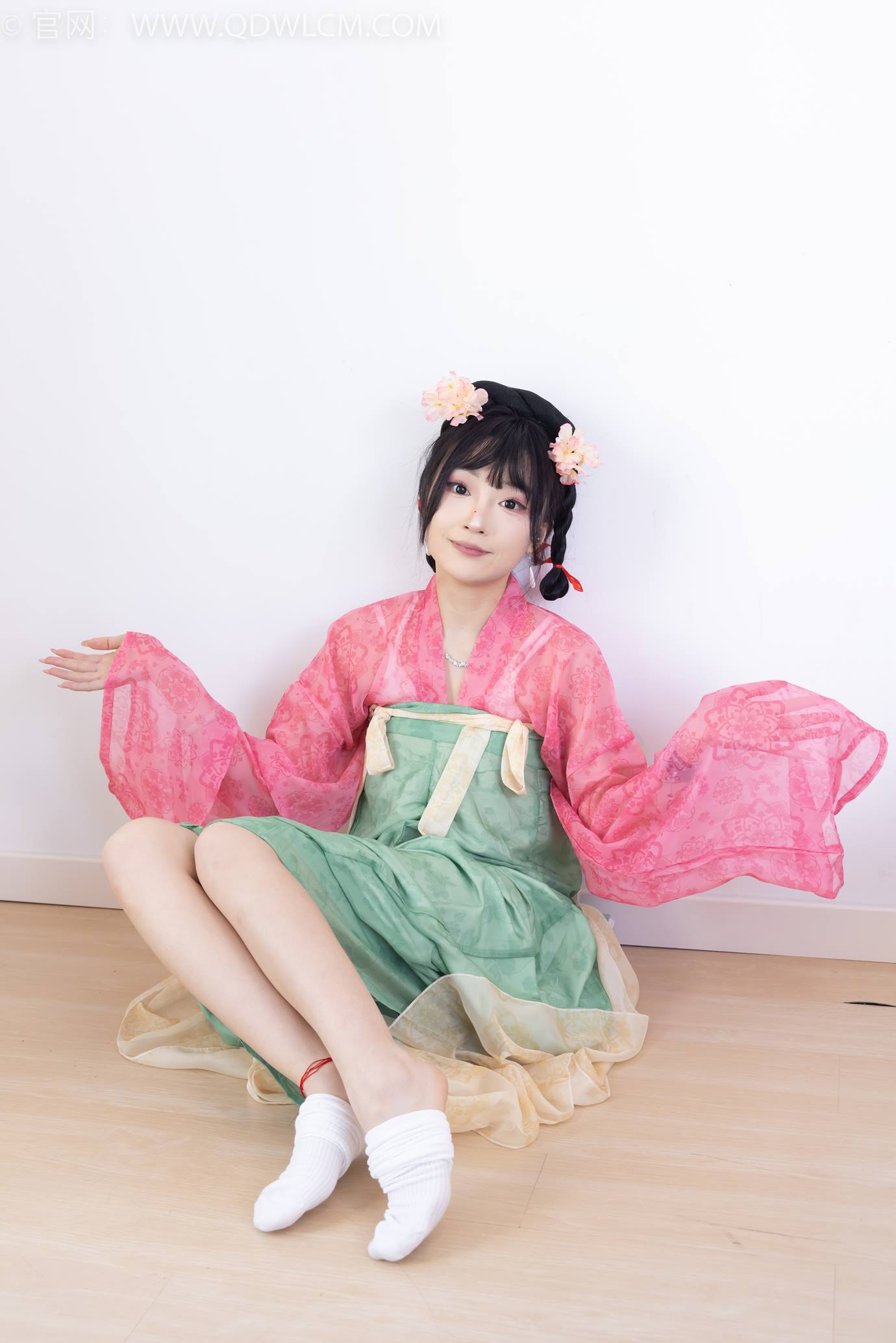 图片[33]-物恋传媒 NO.2297 嘟嘟-布鞋、白棉袜、古装、半脱袜子剧情[138P] – 速更版-美库