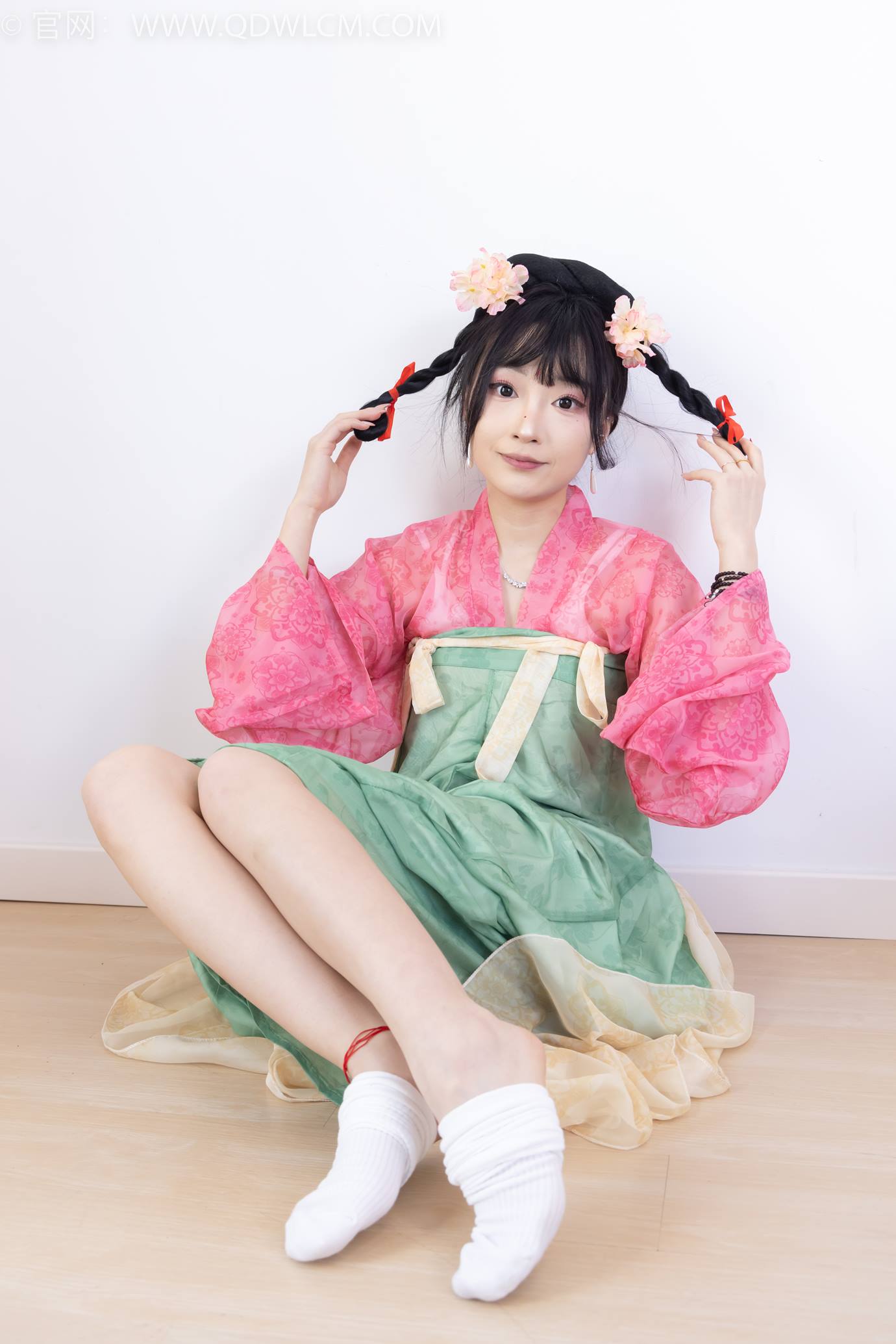 图片[34]-物恋传媒 NO.2297 嘟嘟-布鞋、白棉袜、古装、半脱袜子剧情[138P] – 速更版-美库