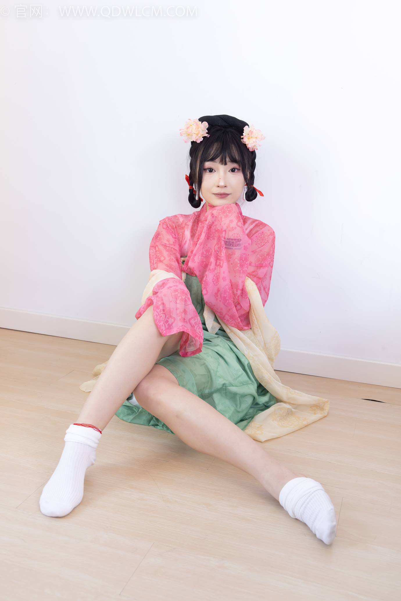 图片[42]-物恋传媒 NO.2297 嘟嘟-布鞋、白棉袜、古装、半脱袜子剧情[138P] – 速更版-美库