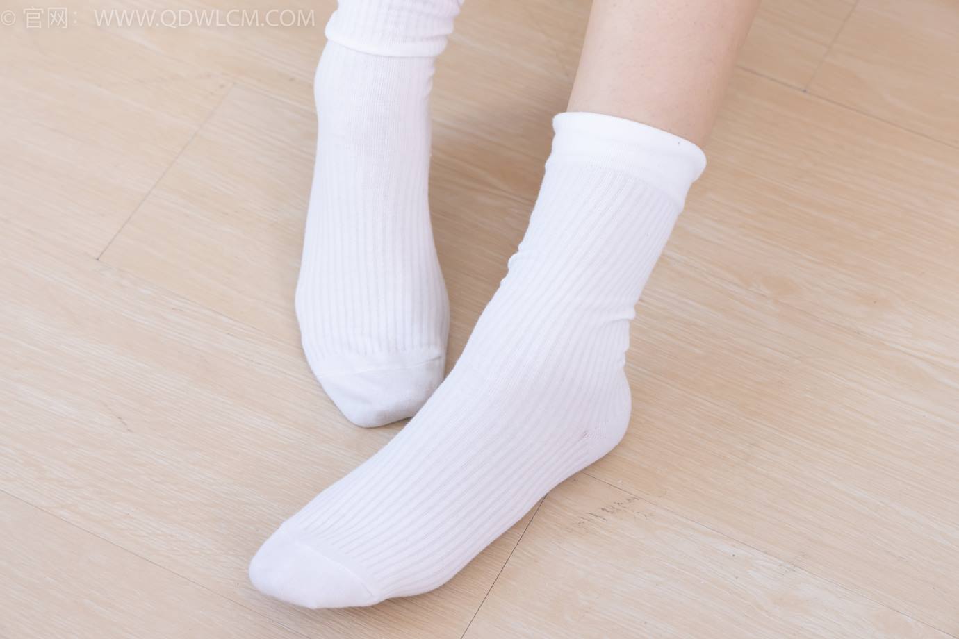 图片[50]-物恋传媒 NO.2297 嘟嘟-布鞋、白棉袜、古装、半脱袜子剧情[138P] – 速更版-美库