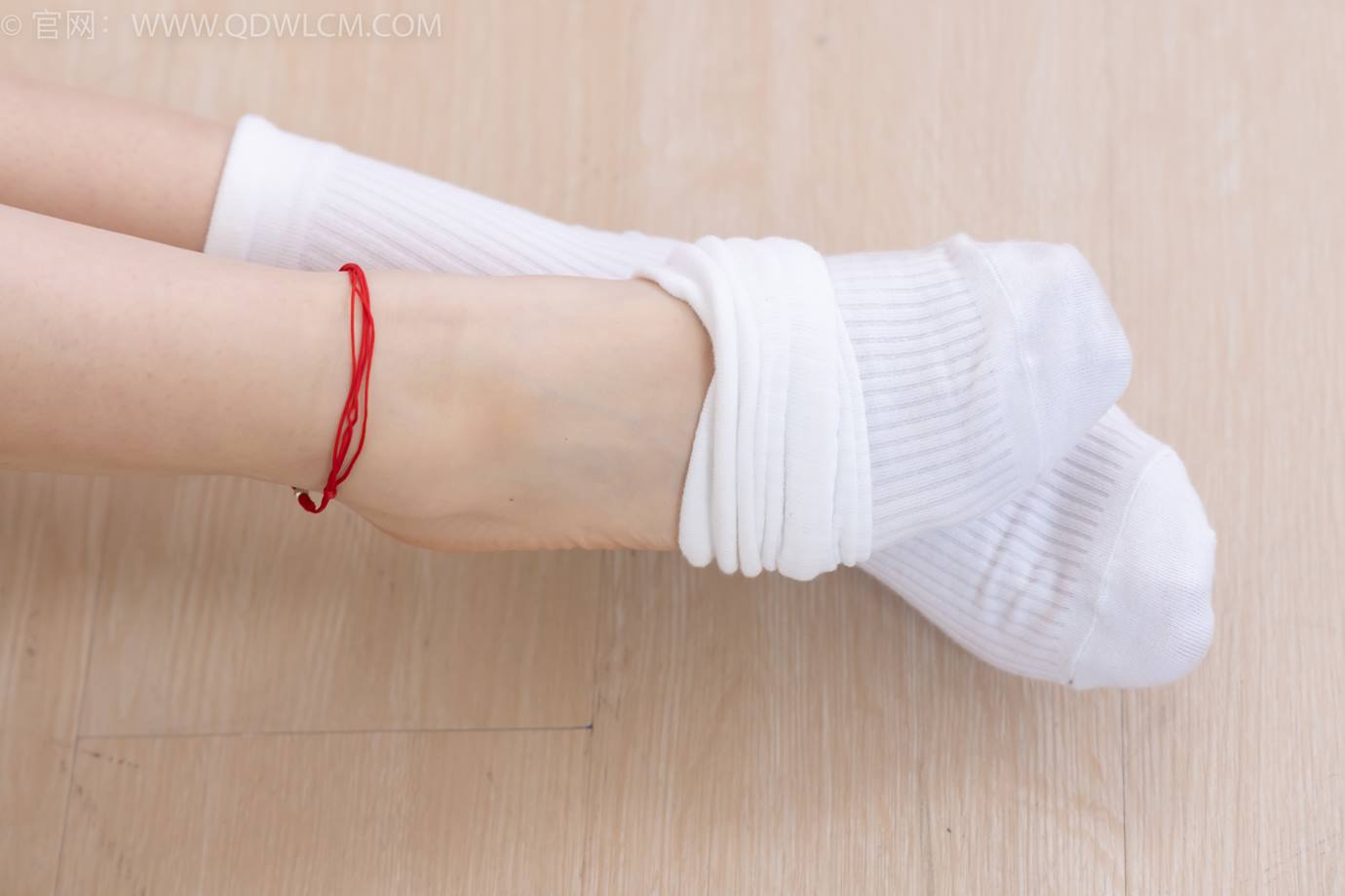 图片[68]-物恋传媒 NO.2297 嘟嘟-布鞋、白棉袜、古装、半脱袜子剧情[138P] – 速更版-美库