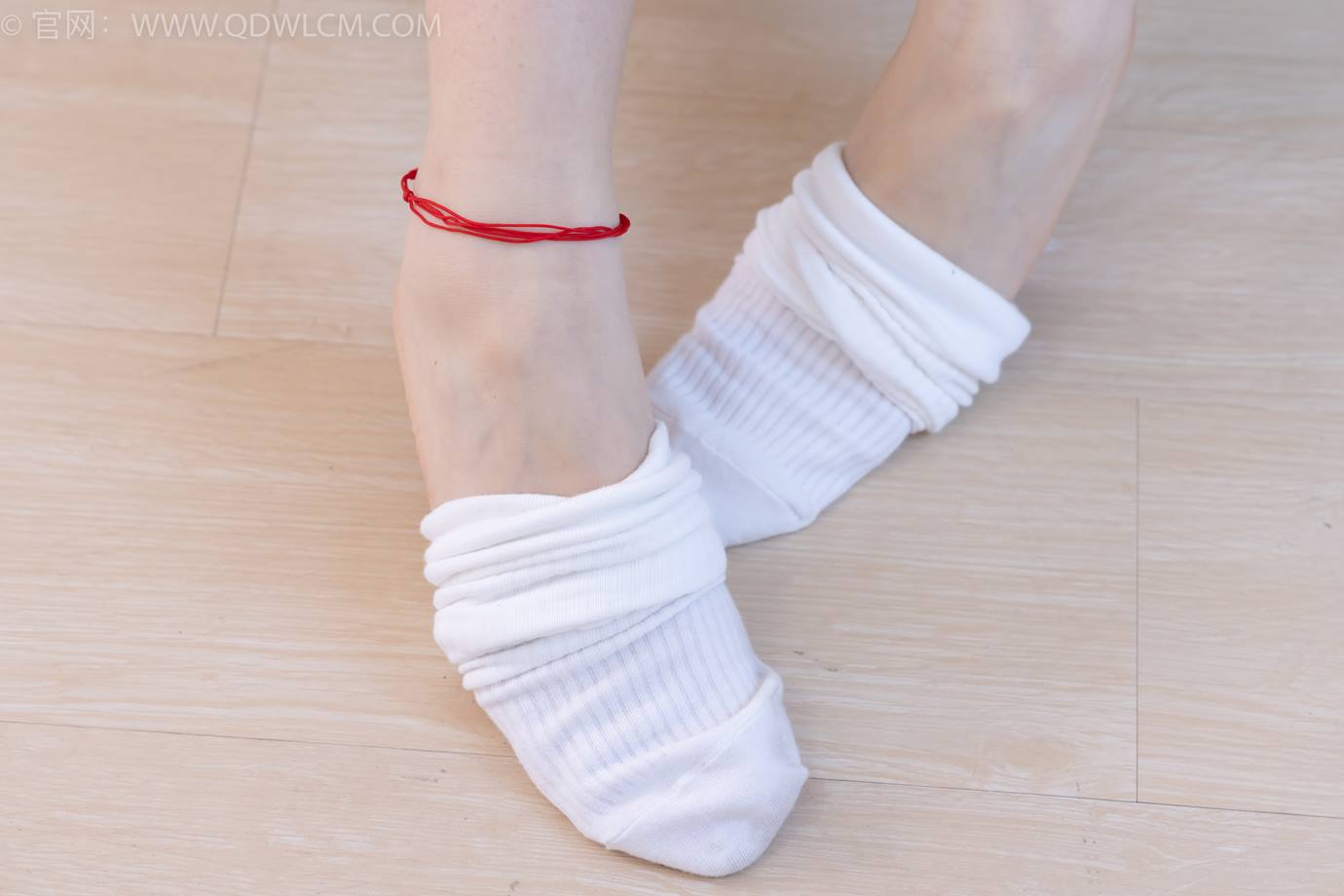 图片[72]-物恋传媒 NO.2297 嘟嘟-布鞋、白棉袜、古装、半脱袜子剧情[138P] – 速更版-美库