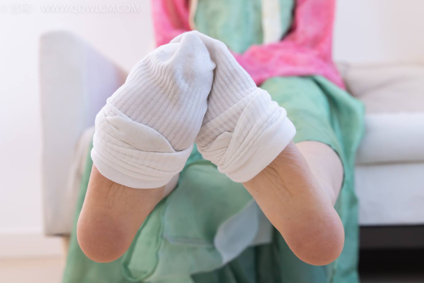 图片[81]-物恋传媒 NO.2297 嘟嘟-布鞋、白棉袜、古装、半脱袜子剧情[138P] – 速更版-美库