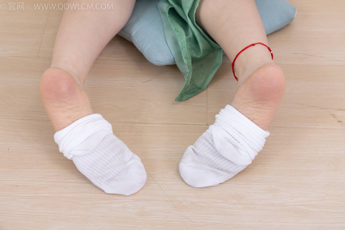 图片[91]-物恋传媒 NO.2297 嘟嘟-布鞋、白棉袜、古装、半脱袜子剧情[138P] – 速更版-美库