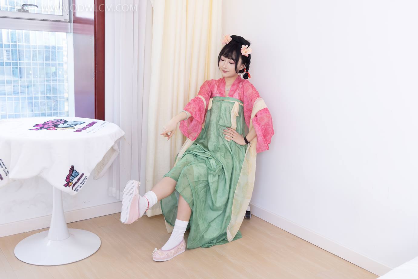 图片[96]-物恋传媒 NO.2297 嘟嘟-布鞋、白棉袜、古装、半脱袜子剧情[138P] – 速更版-美库