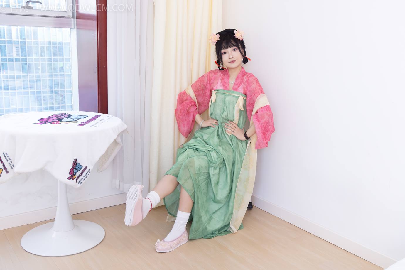 图片[97]-物恋传媒 NO.2297 嘟嘟-布鞋、白棉袜、古装、半脱袜子剧情[138P] – 速更版-美库