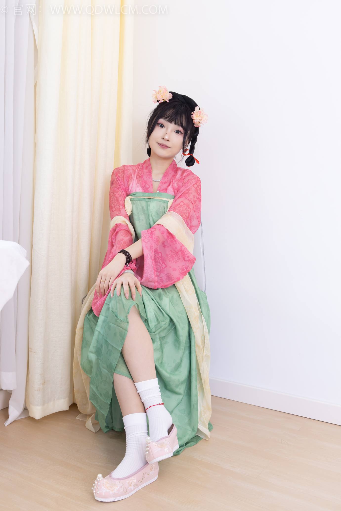 图片[98]-物恋传媒 NO.2297 嘟嘟-布鞋、白棉袜、古装、半脱袜子剧情[138P] – 速更版-美库