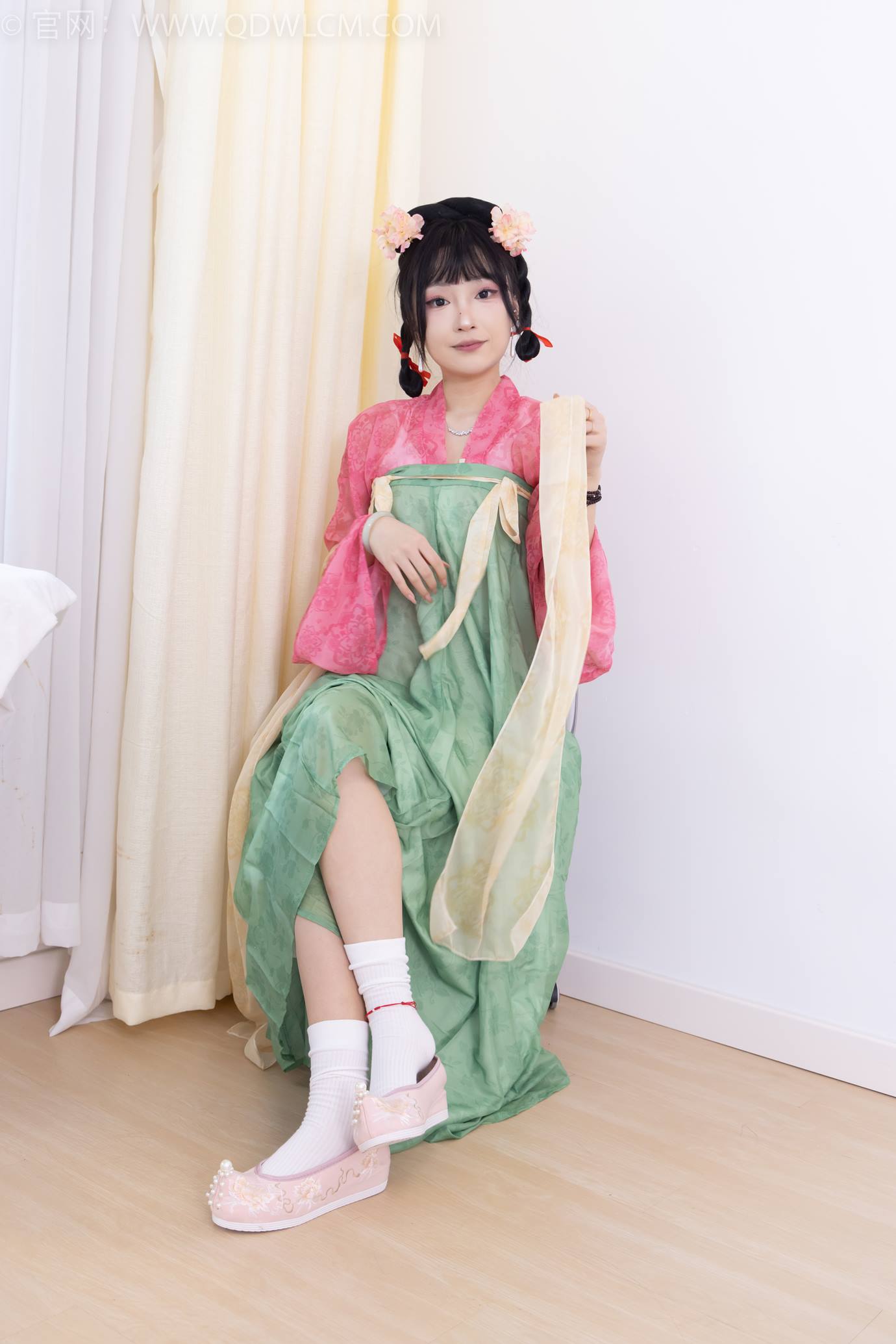 图片[99]-物恋传媒 NO.2297 嘟嘟-布鞋、白棉袜、古装、半脱袜子剧情[138P] – 速更版-美库