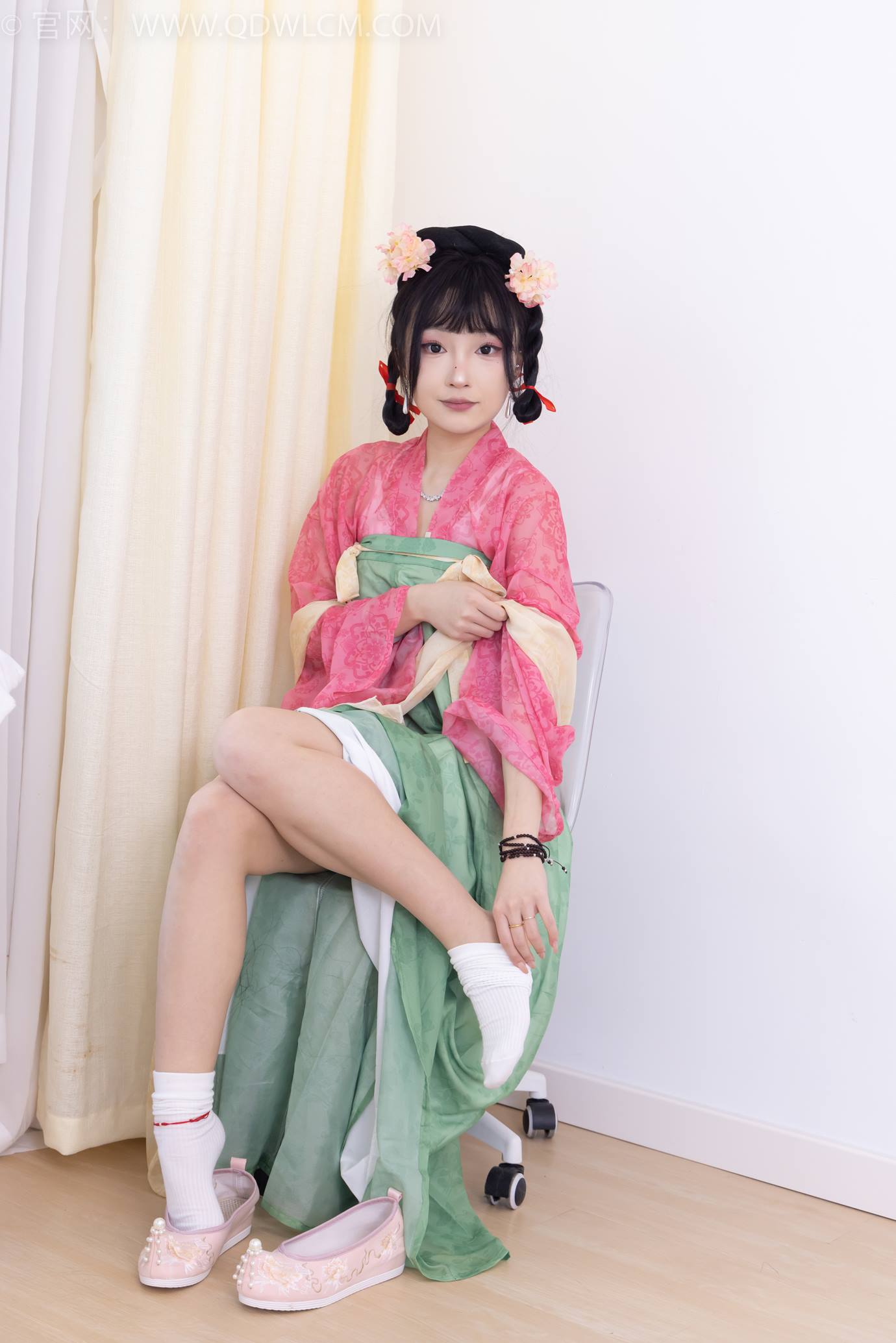 图片[104]-物恋传媒 NO.2297 嘟嘟-布鞋、白棉袜、古装、半脱袜子剧情[138P] – 速更版-美库